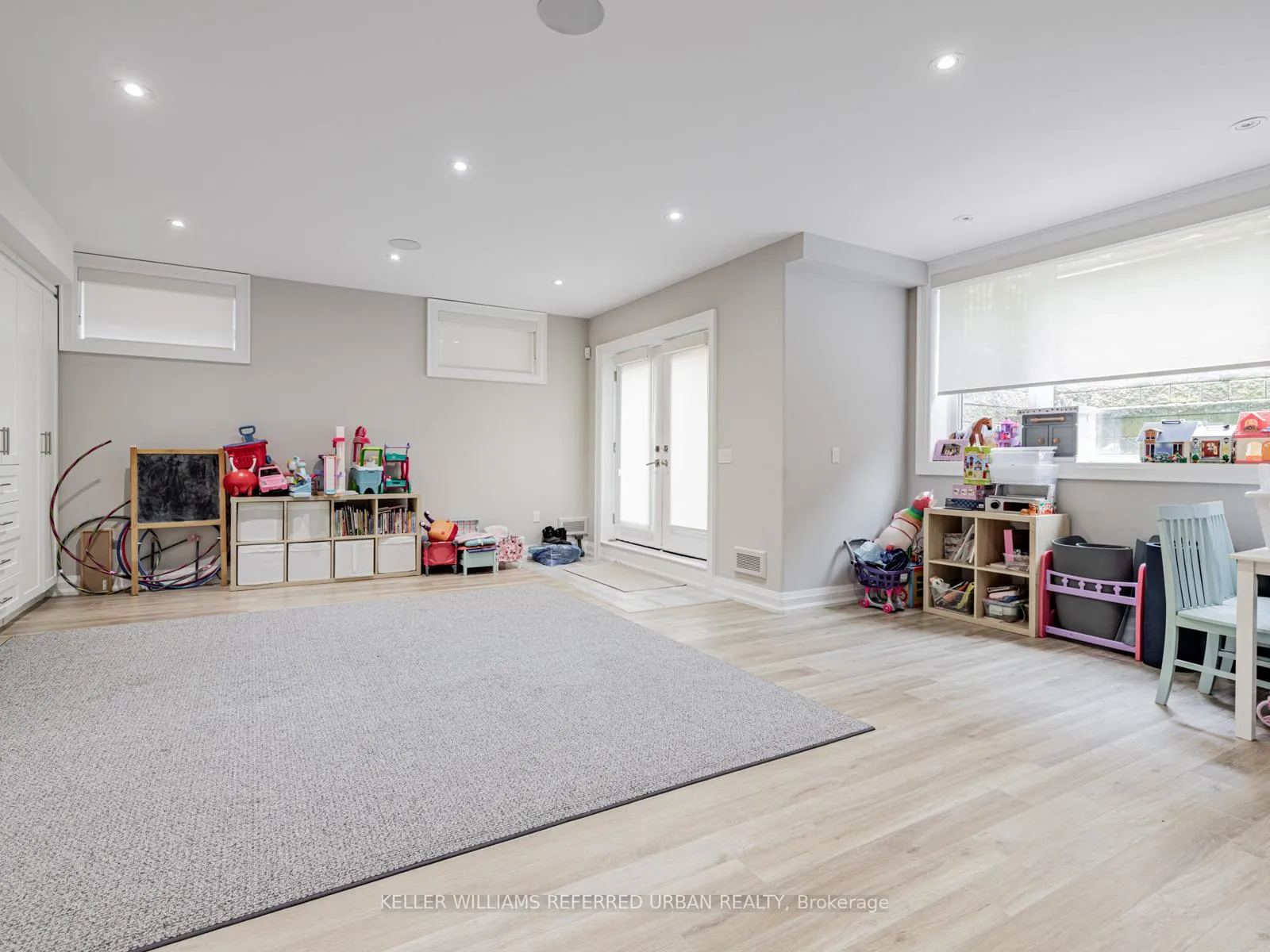 Photo 30 of 606 Glengrove Avenue, Toronto, Englemount-Lawrence — HOMEH