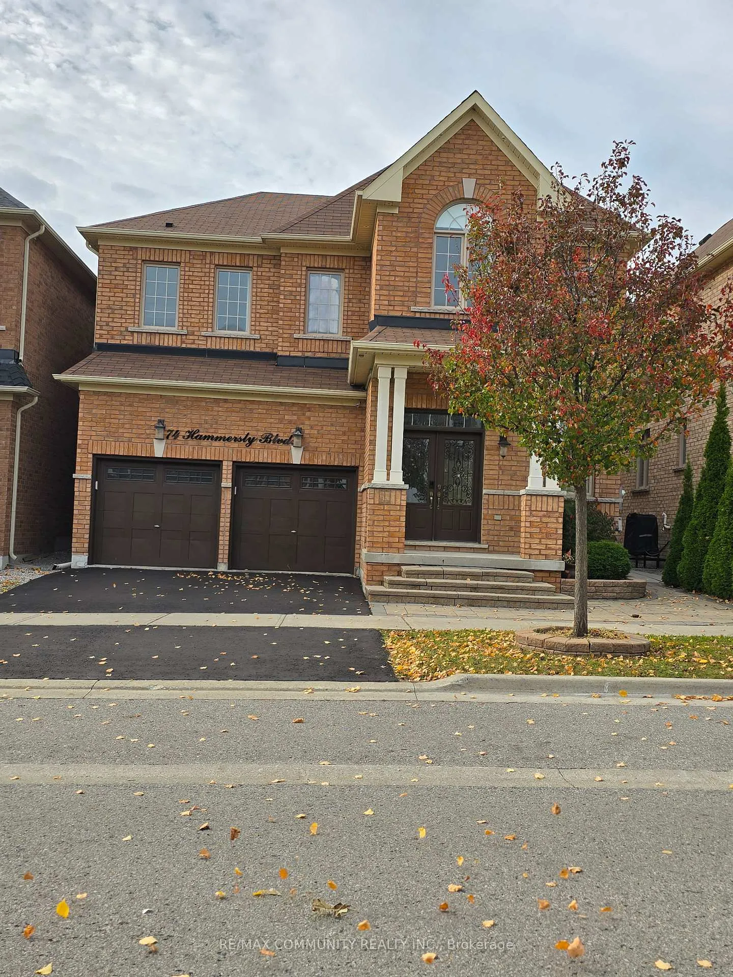 Photo 2 of Unit Main Floor, 74 Hammersly Boulevard E, Markham, Wismer — HOMEH