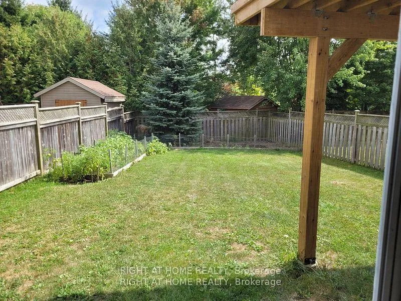 Photo 10 of 1203 Countrystone Drive, Kitchener — HOMEH