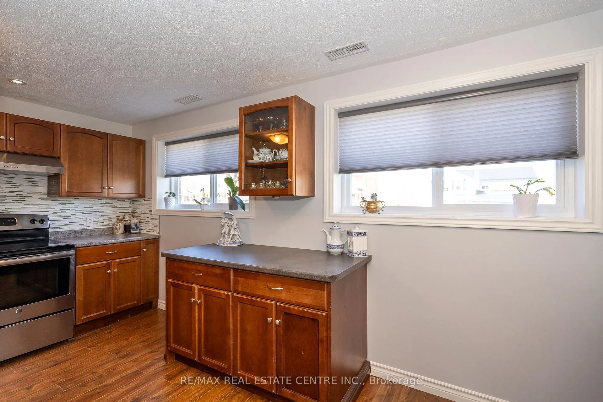 Photo 3 of Unit B, 405 Minnie Street, North Huron, Wingham — HOMEH
