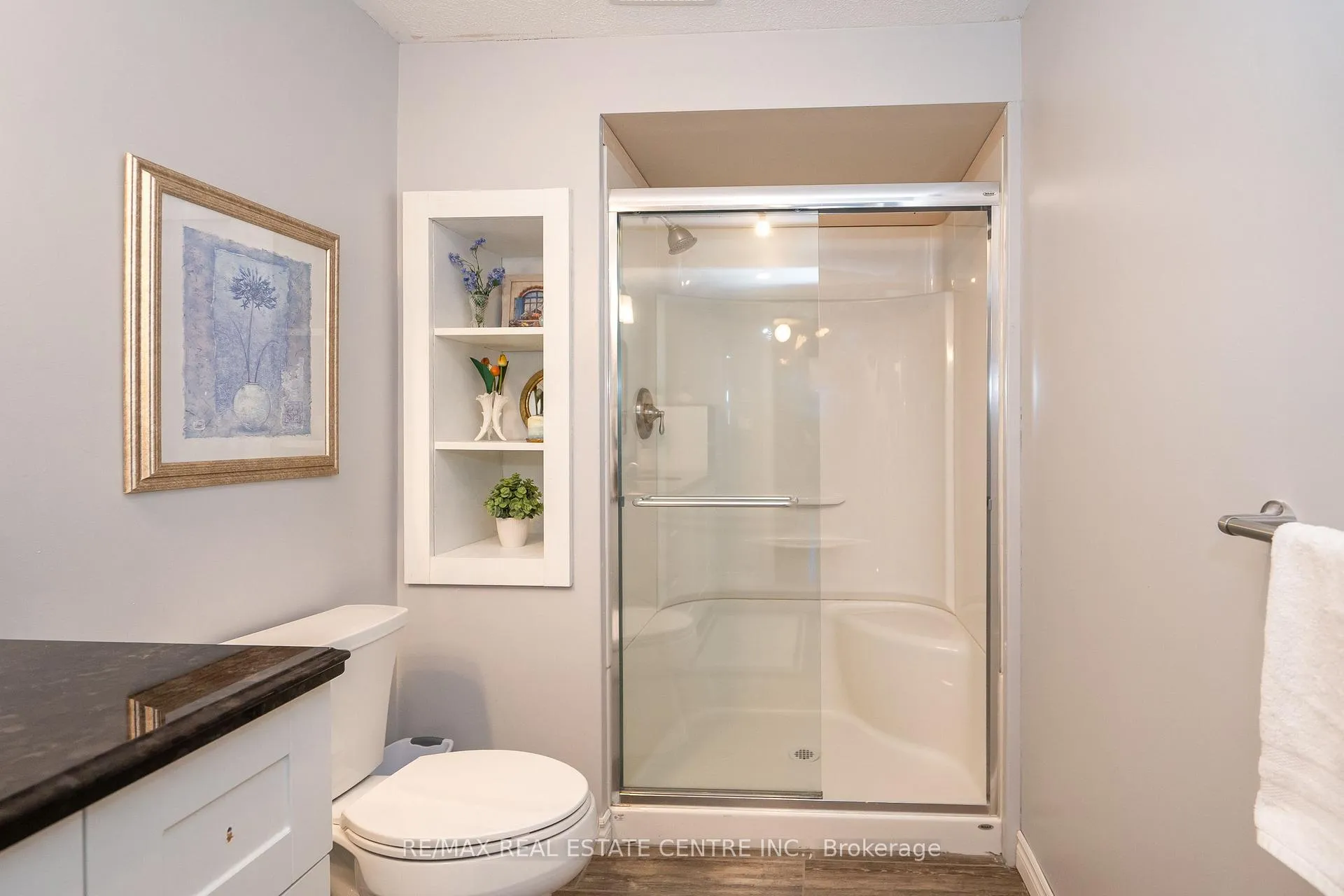 Photo 23 of Unit B, 405 Minnie Street, North Huron, Wingham — HOMEH
