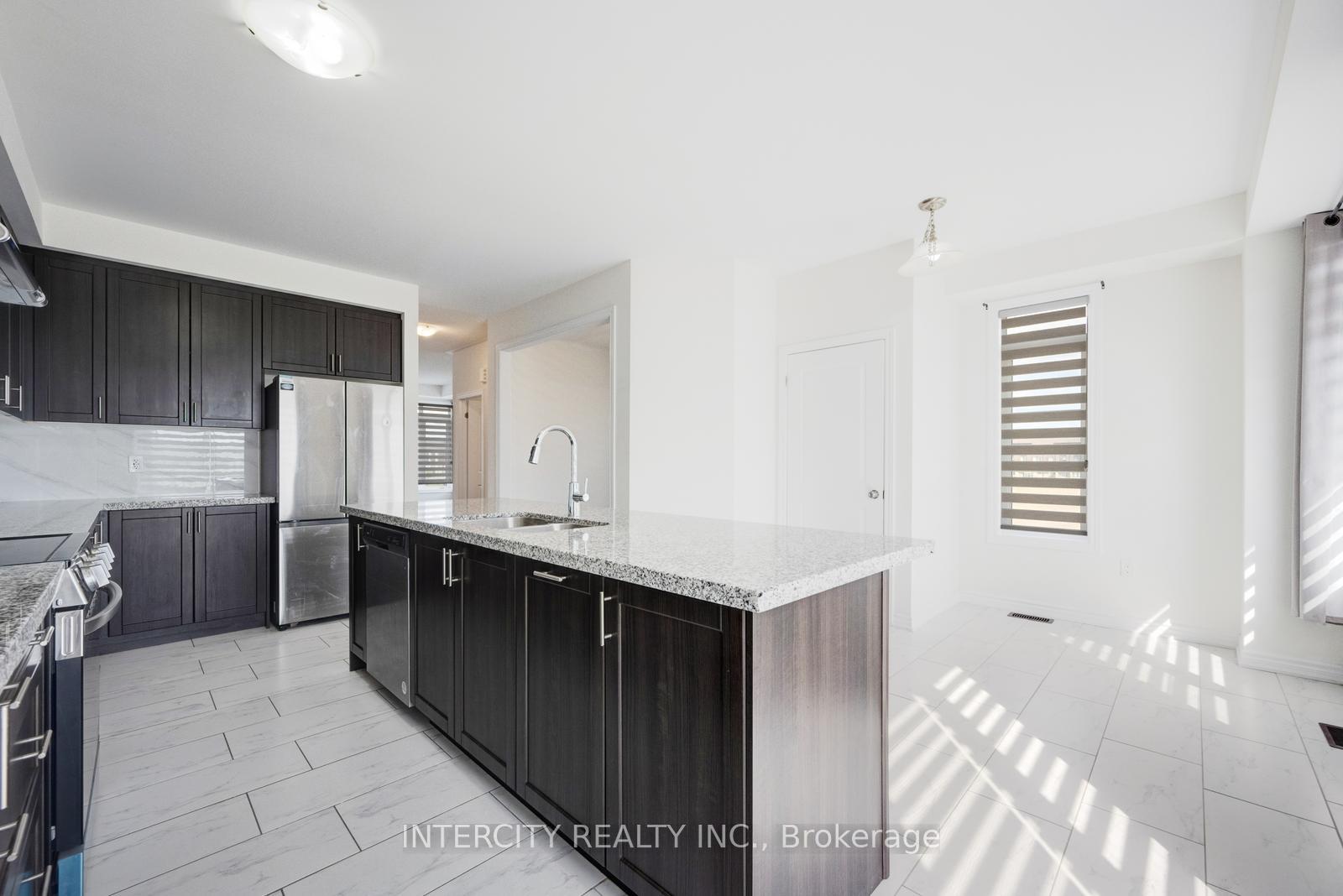 Photo 4 of 81 Minnock Street, Caledon, Rural Caledon — HOMEH