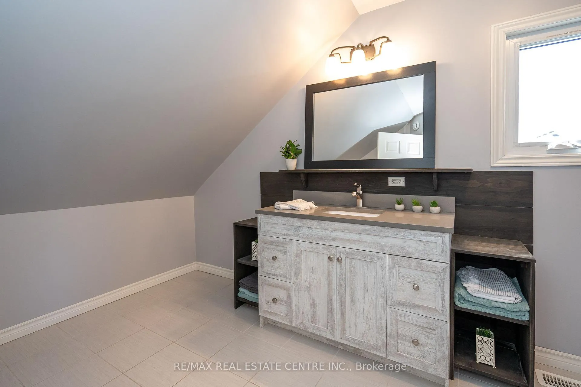 Photo 29 of Unit A, 405 Minnie Street, North Huron, Wingham — HOMEH