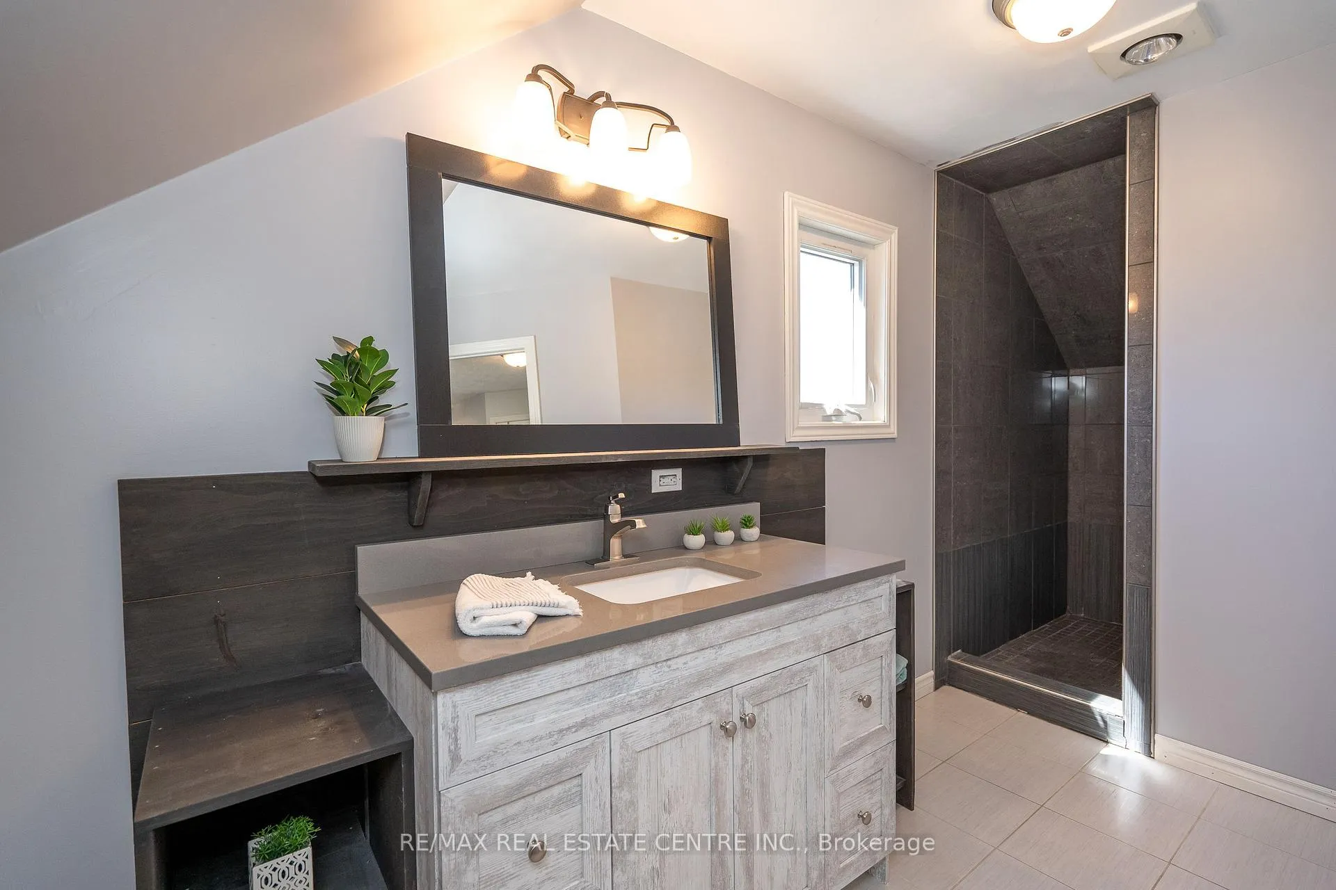 Photo 30 of Unit A, 405 Minnie Street, North Huron, Wingham — HOMEH