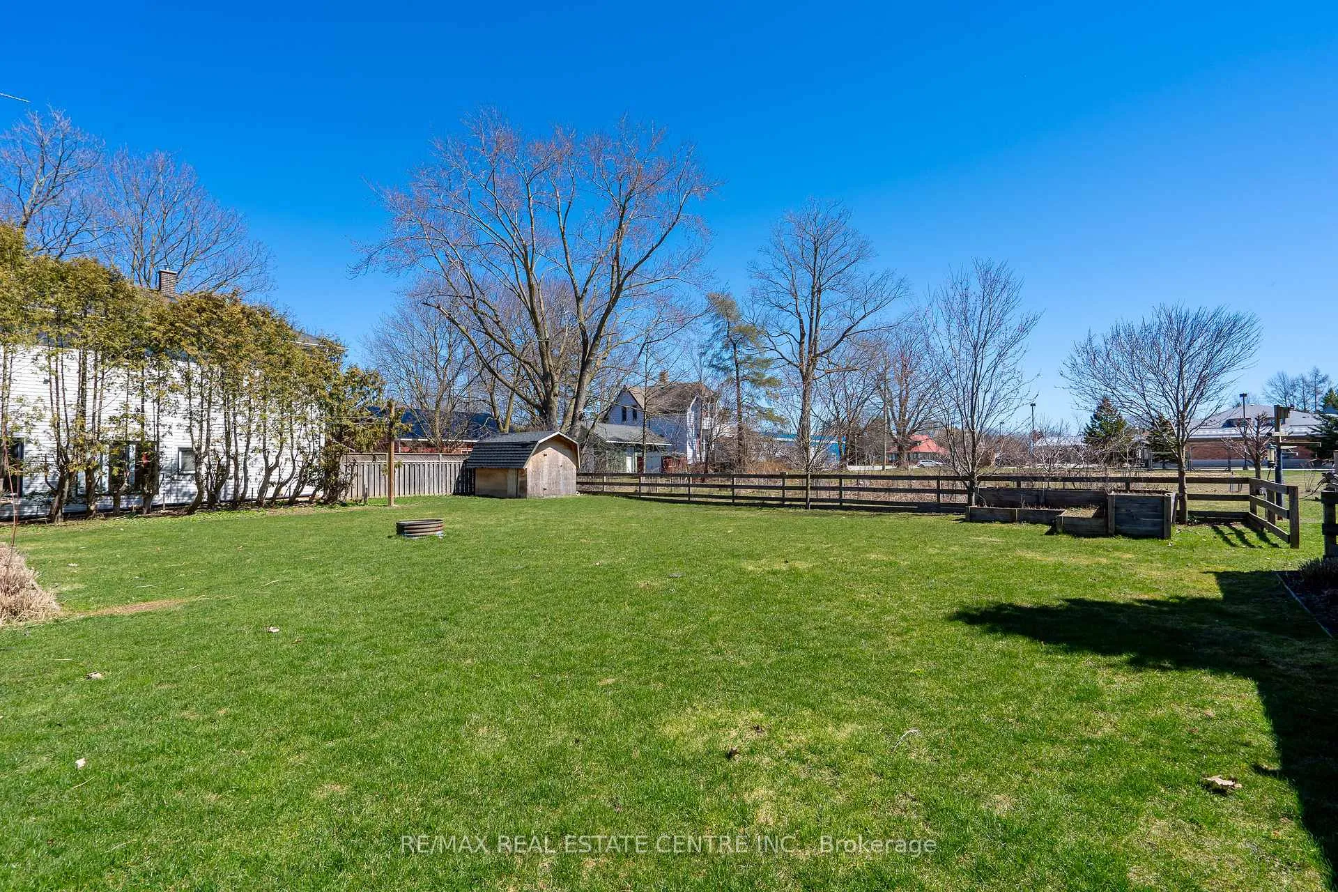 Photo 32 of Unit A, 405 Minnie Street, North Huron, Wingham — HOMEH