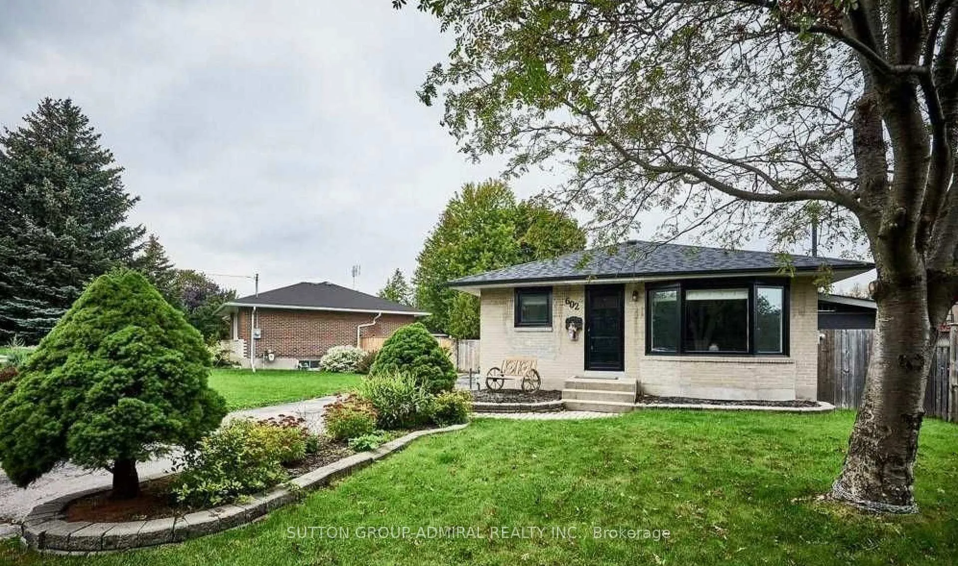 Front of 602 Dean Avenue