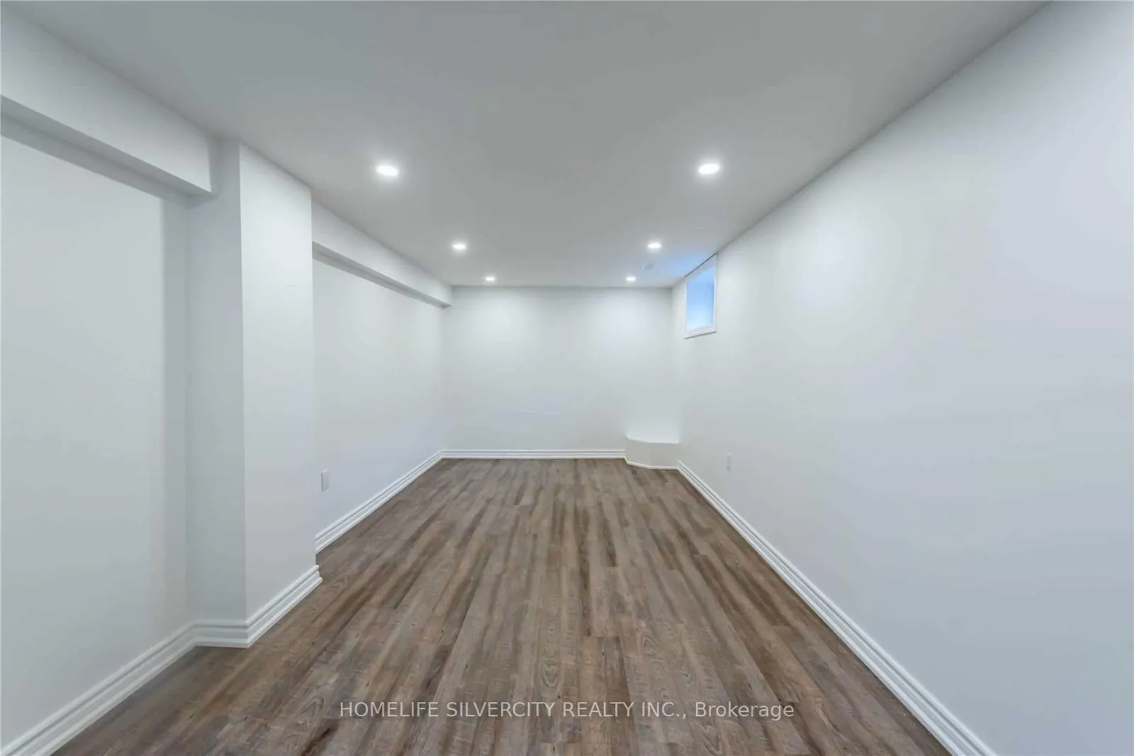 Photo 18 of 5 Teak Street, Hamilton, Stoney Creek — HOMEH