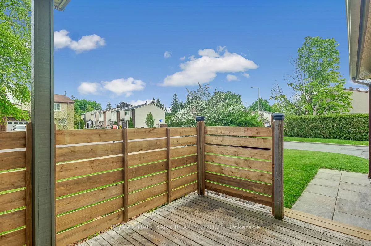 Photo 3 of 1701 Lafrance Drive, Ottawa, Queenswood Heights South — HOMEH