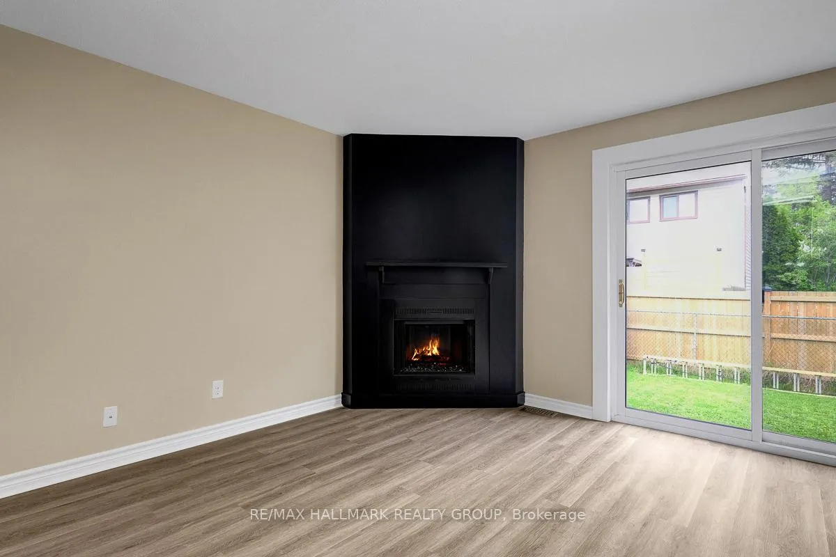 Photo 6 of 1701 Lafrance Drive, Ottawa, Queenswood Heights South — HOMEH