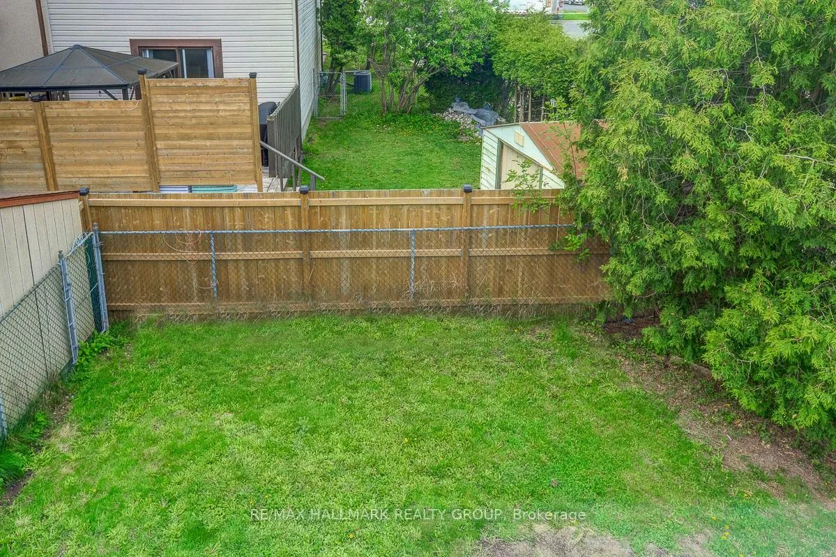 Photo 31 of 1701 Lafrance Drive, Ottawa, Queenswood Heights South — HOMEH