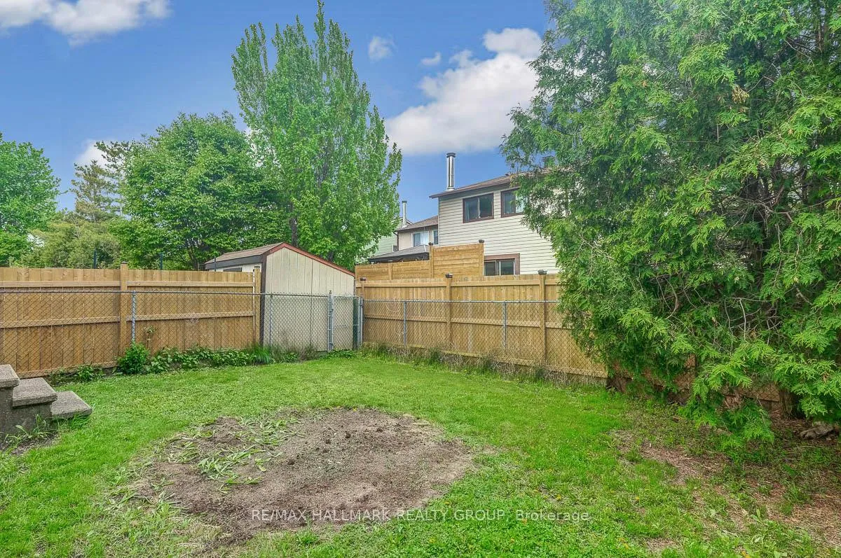 Photo 34 of 1701 Lafrance Drive, Ottawa, Queenswood Heights South — HOMEH