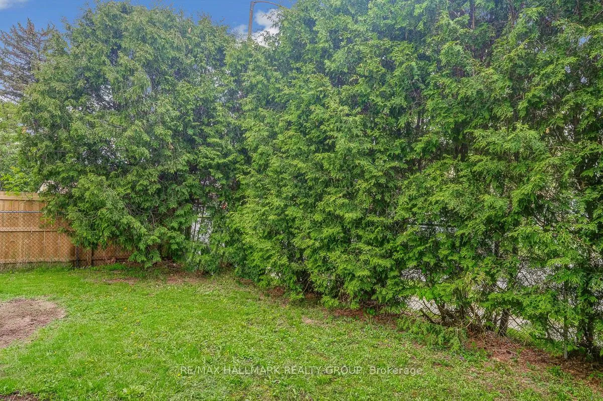 Photo 35 of 1701 Lafrance Drive, Ottawa, Queenswood Heights South — HOMEH