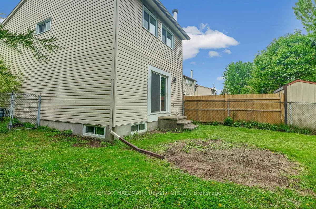 Photo 36 of 1701 Lafrance Drive, Ottawa, Queenswood Heights South — HOMEH