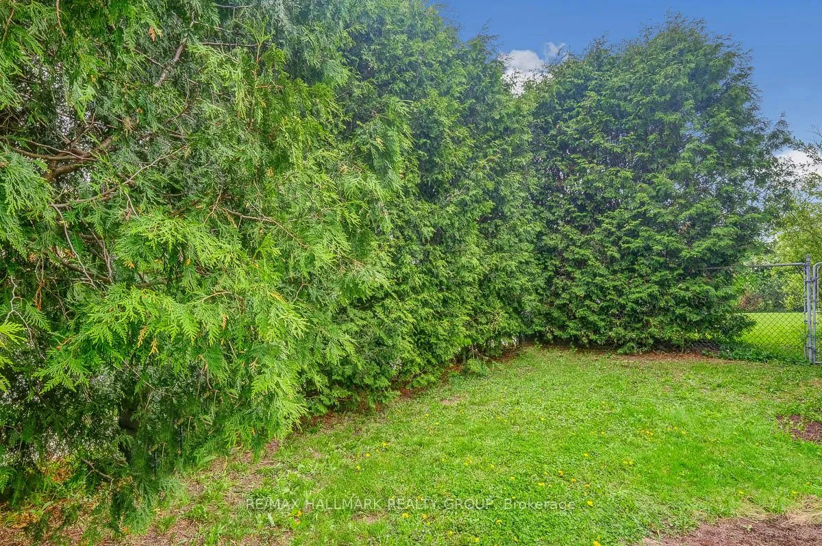 Photo 37 of 1701 Lafrance Drive, Ottawa, Queenswood Heights South — HOMEH