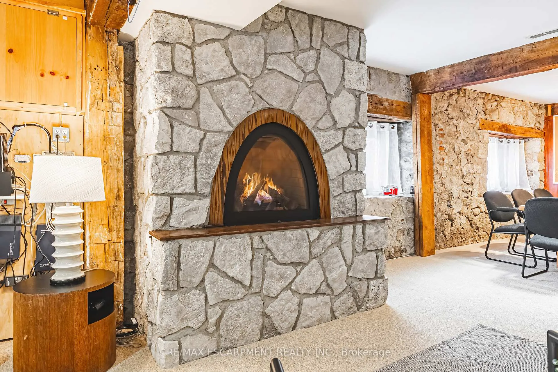 Photo 6 of 110 Freelton Road, Hamilton, Freelton — HOMEH
