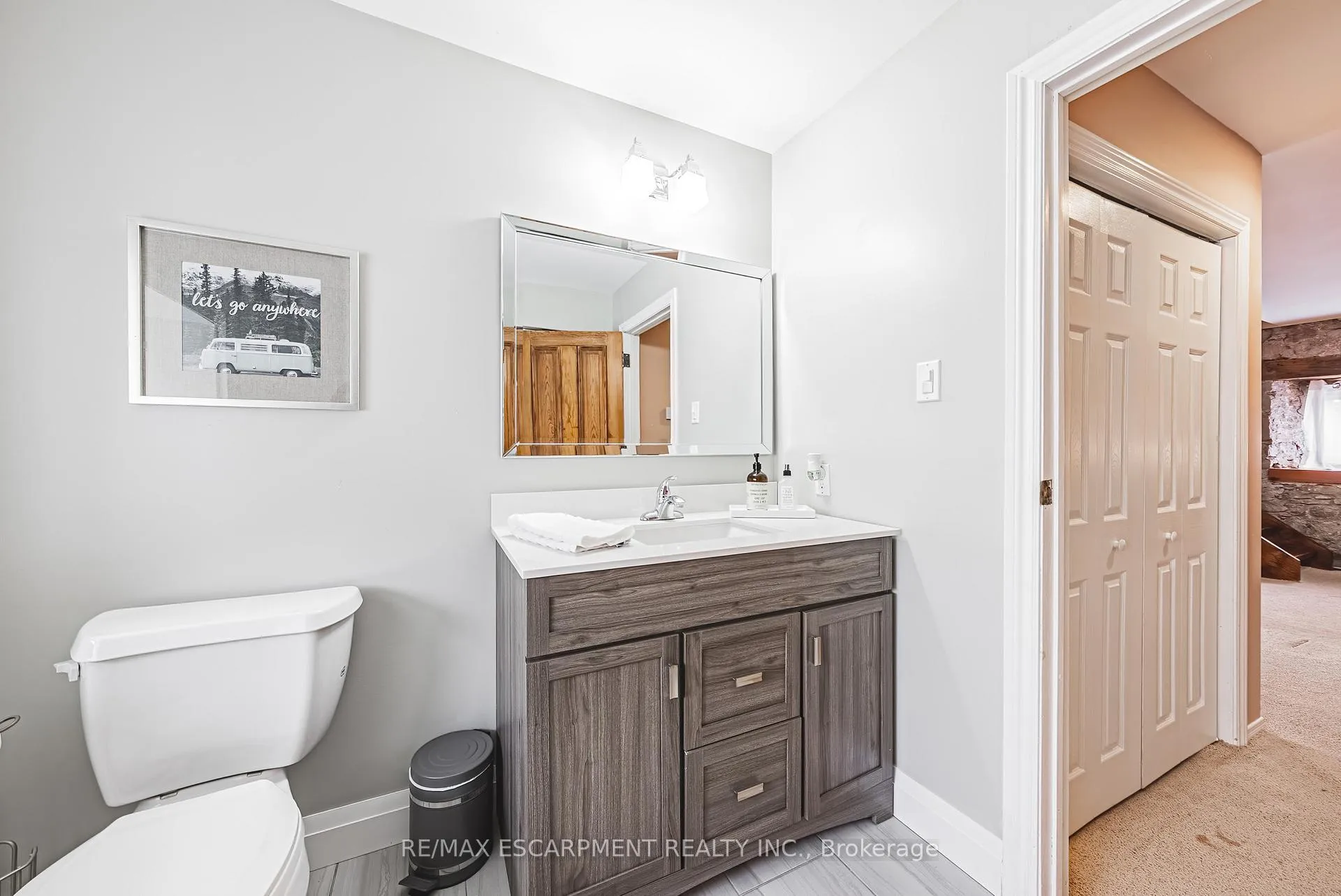 Photo 14 of 110 Freelton Road, Hamilton, Freelton — HOMEH