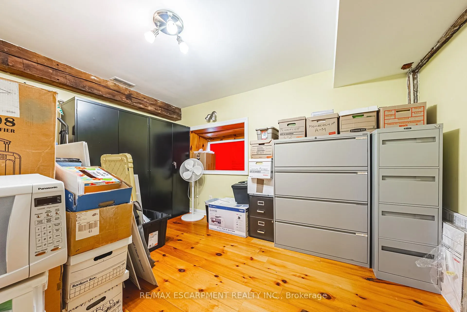 Photo 16 of 110 Freelton Road, Hamilton, Freelton — HOMEH