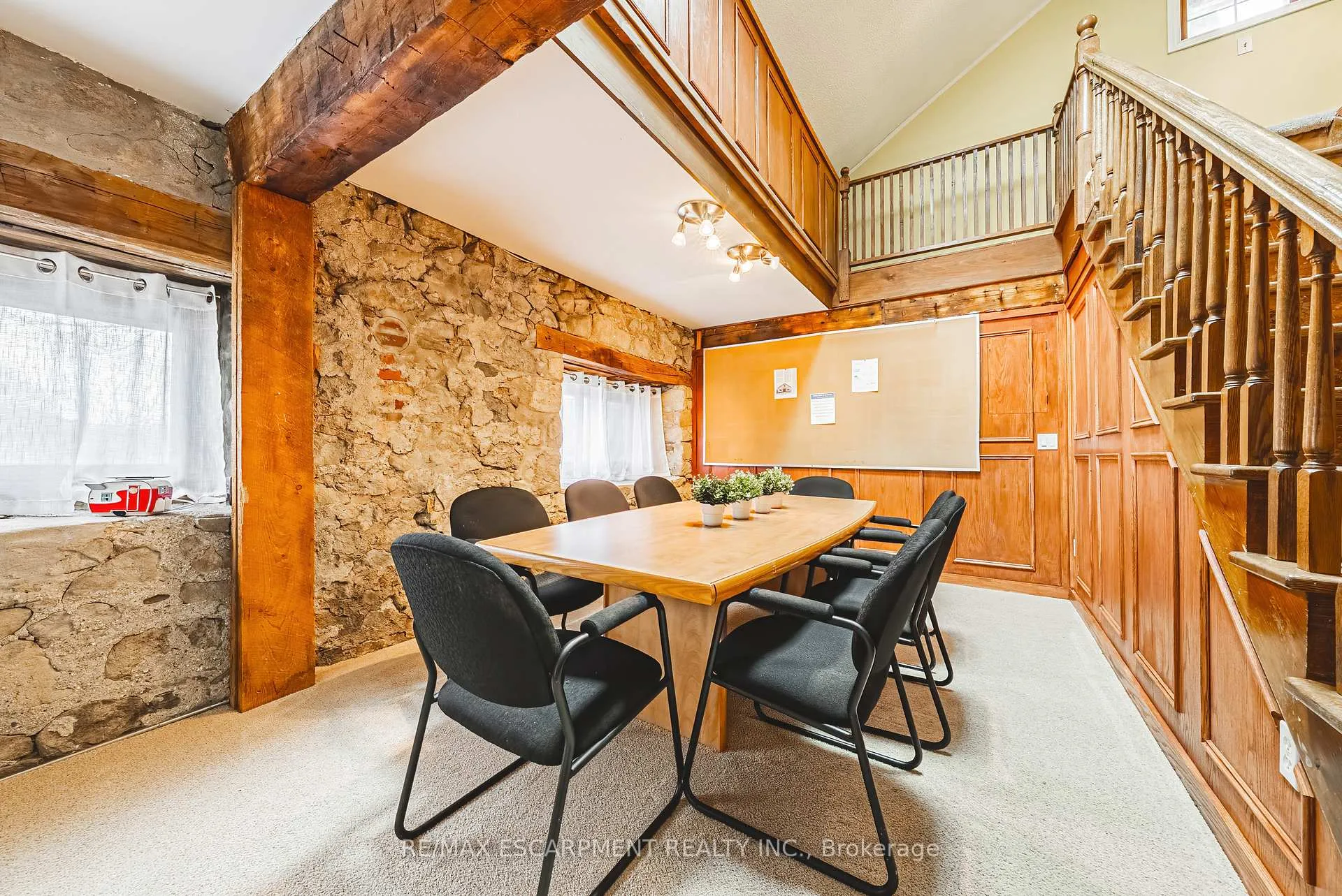 Photo 17 of 110 Freelton Road, Hamilton, Freelton — HOMEH