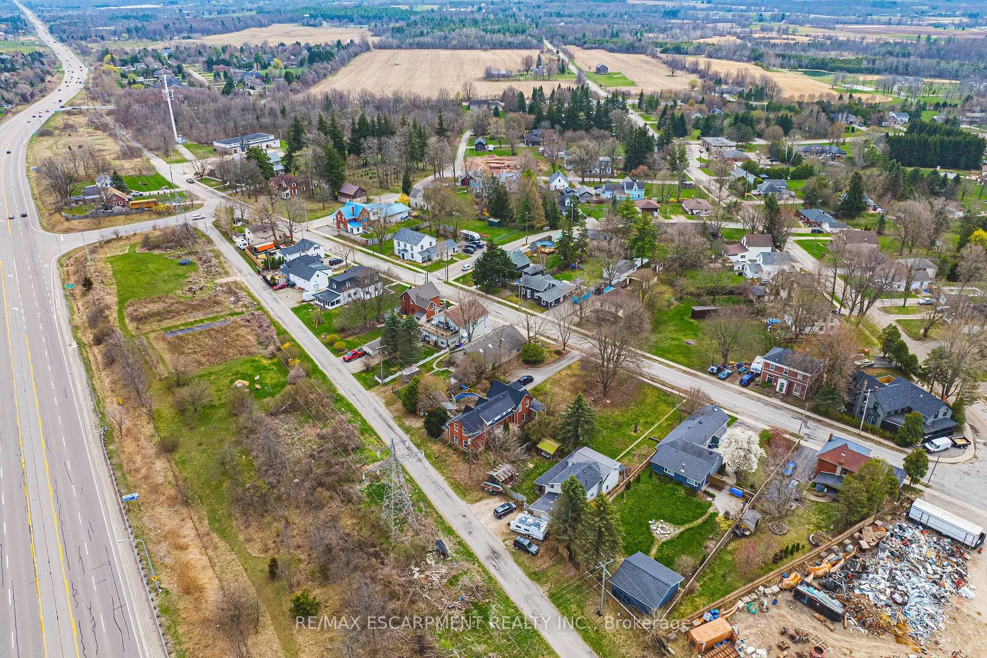 Photo 40 of 110 Freelton Road, Hamilton, Freelton — HOMEH
