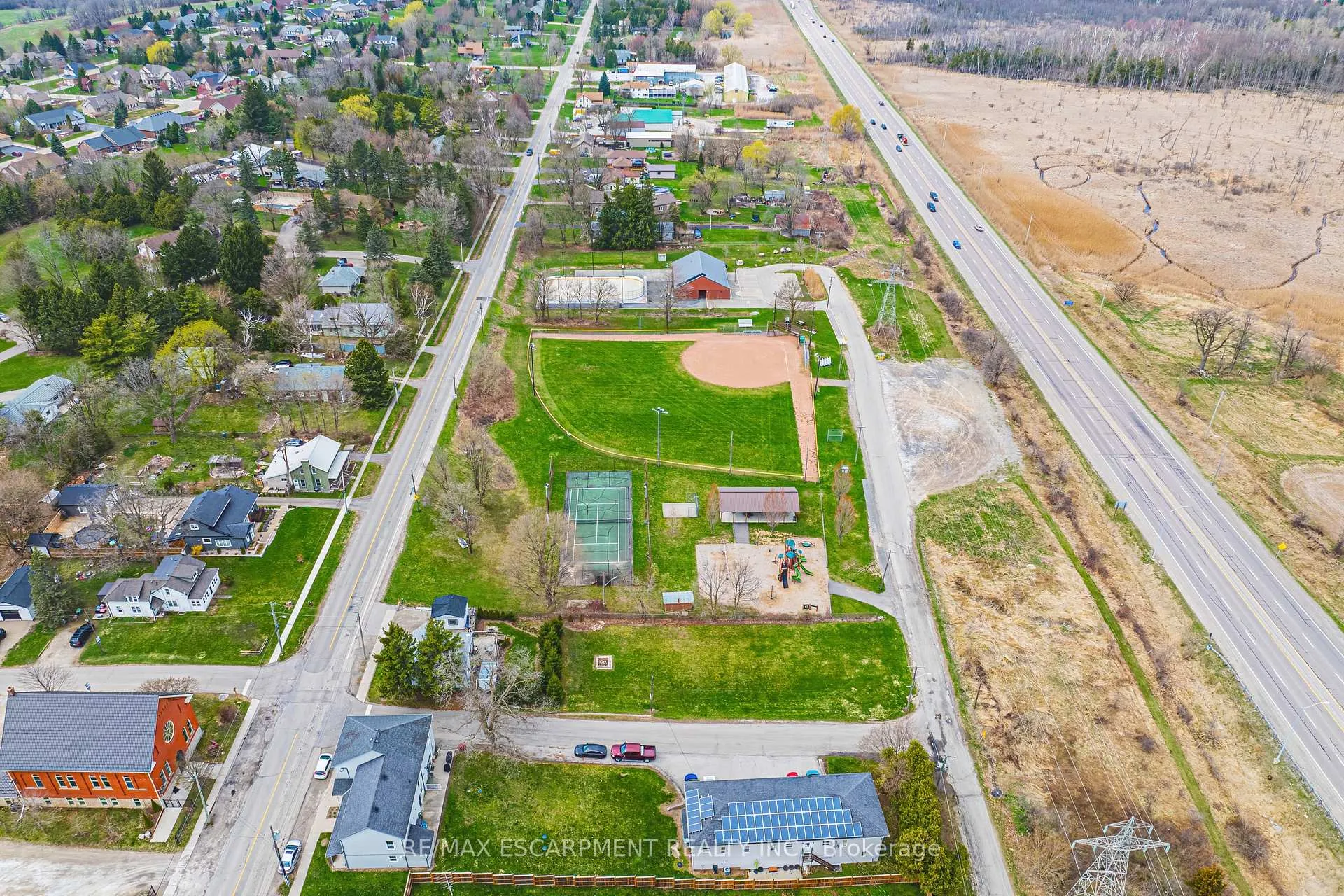 Photo 42 of 110 Freelton Road, Hamilton, Freelton — HOMEH