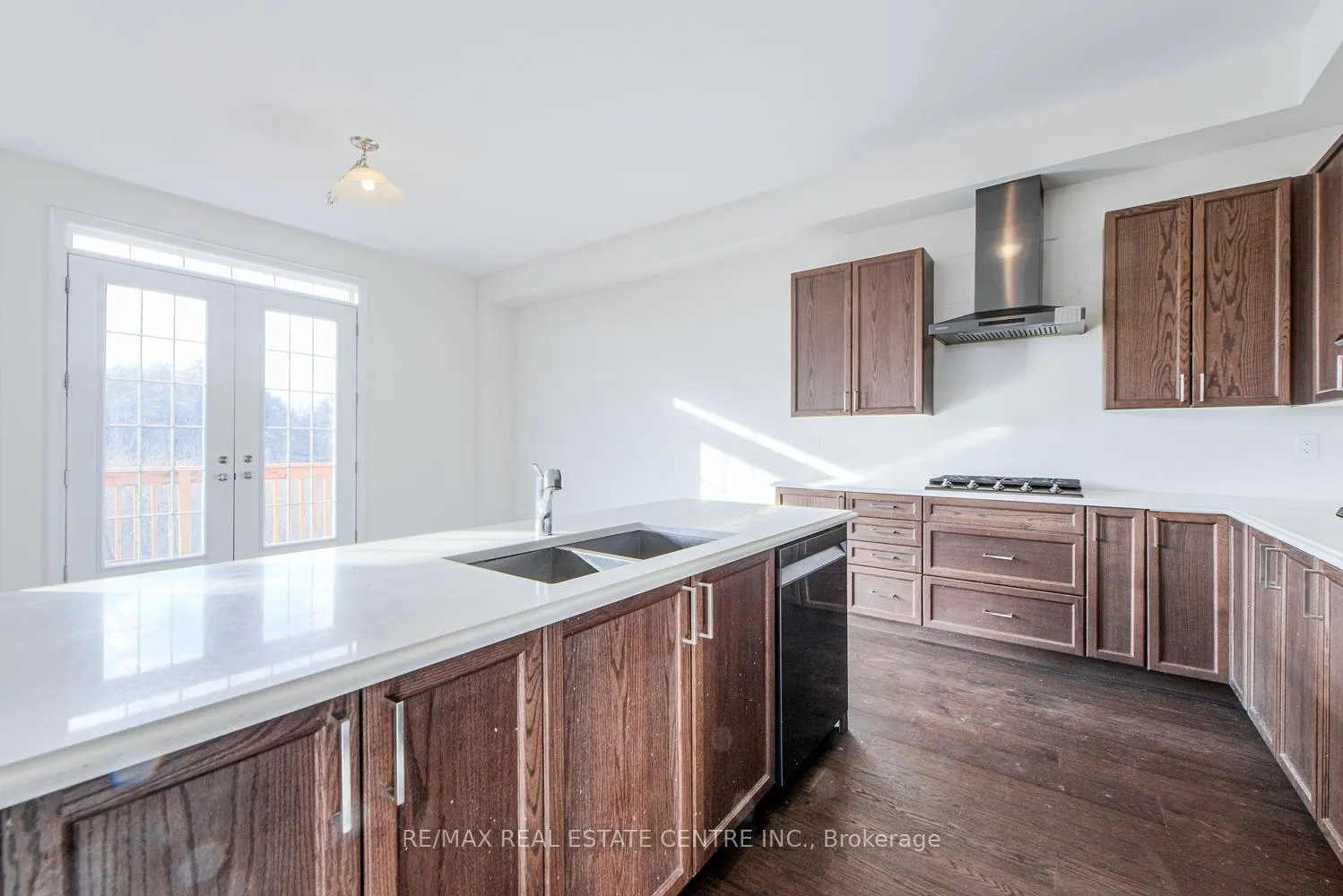 Photo 11 of 2492 Orchestrate (upper) Drive, Oshawa, Windfields — HOMEH