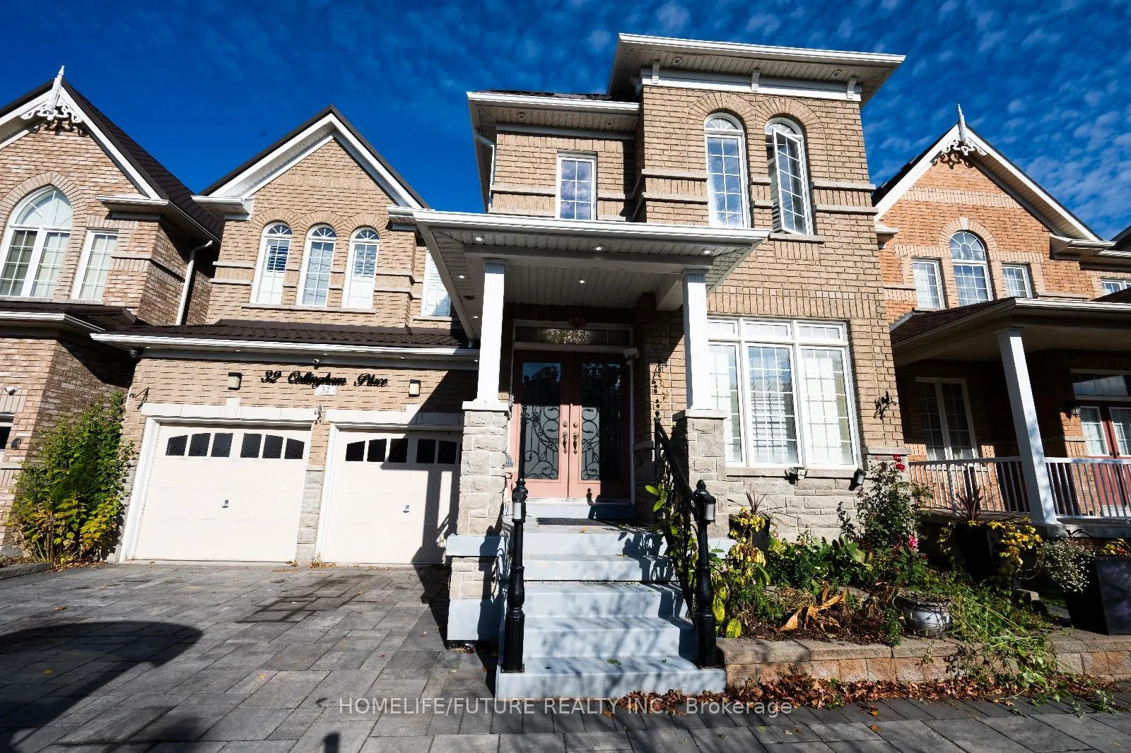 Photo 1 of 32 Collingham Place, Markham, Box Grove — HOMEH