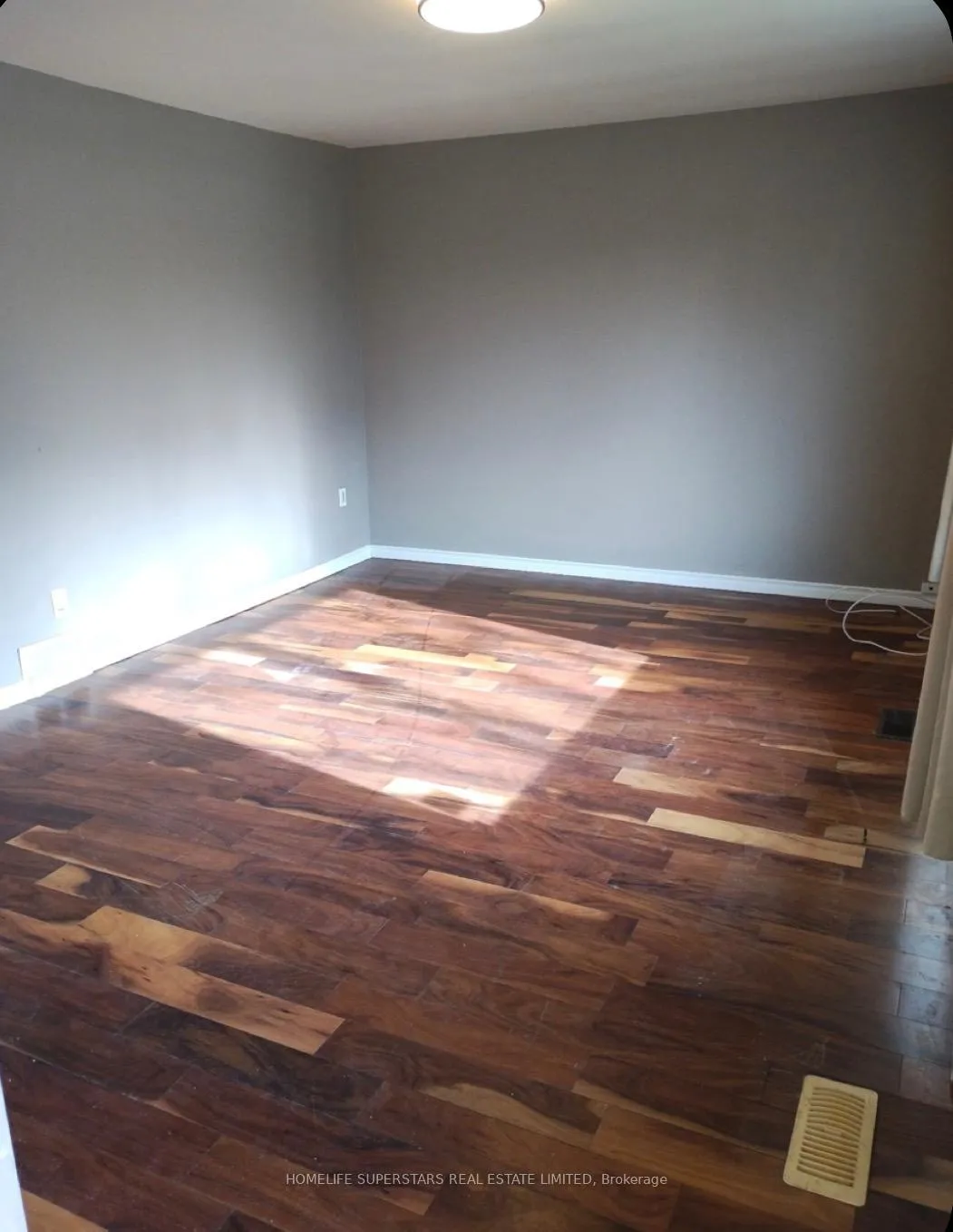Photo 2 of Unit UNIT#1, 6391 Mcleod Road, Niagara Falls, Dorchester — HOMEH