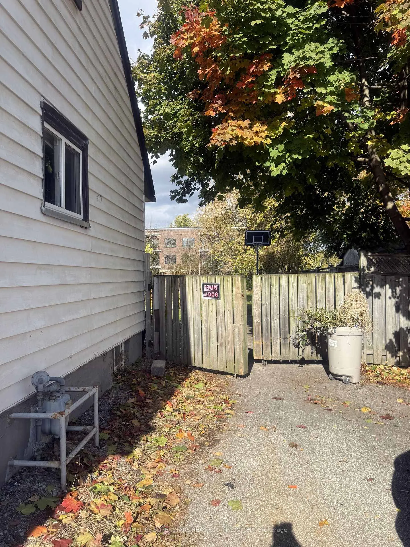 Photo 12 of Unit UNIT#1, 6391 Mcleod Road, Niagara Falls, Dorchester — HOMEH