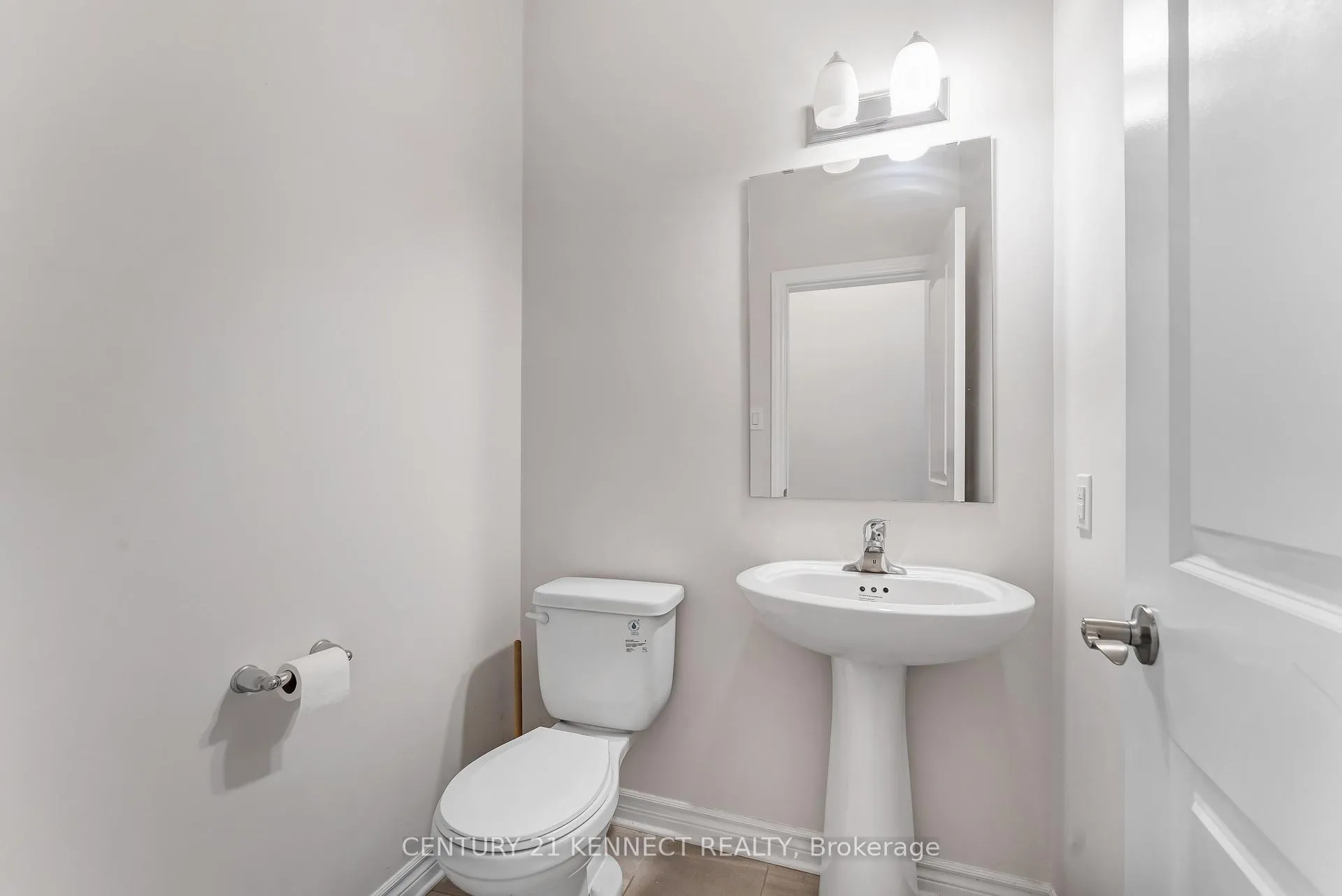 Photo 4 of 324 Ventoux Avenue, Ottawa, Notting Hill/Summerside — HOMEH