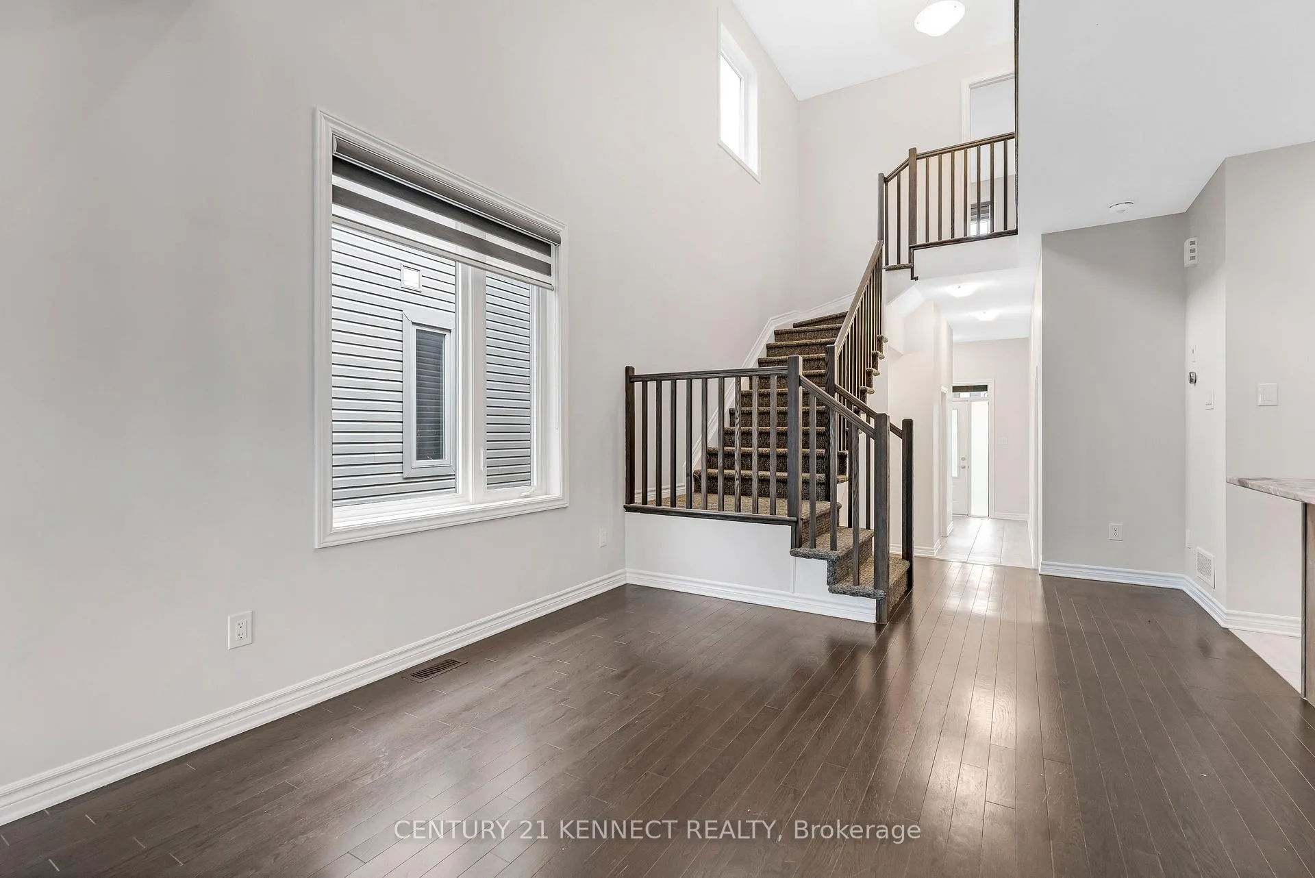 Photo 7 of 324 Ventoux Avenue, Ottawa, Notting Hill/Summerside — HOMEH