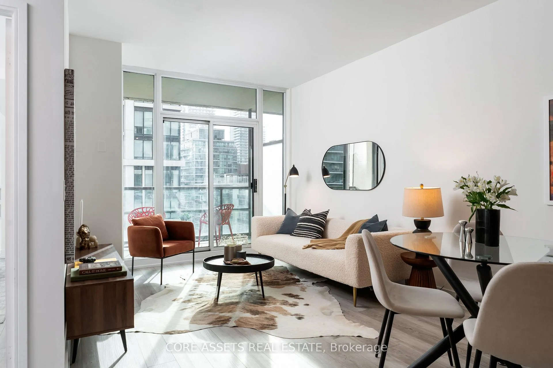 Front of Unit 1004, 88 Broadway Avenue