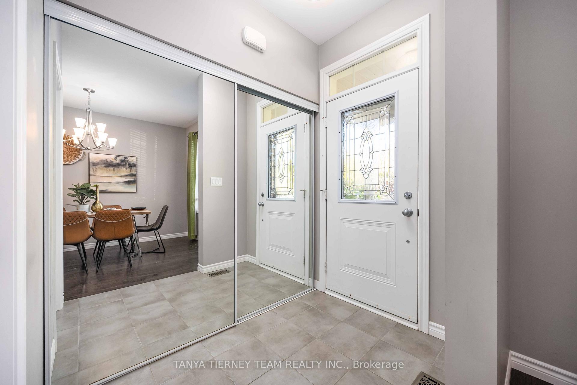 Photo 24 of 49 Ted Miller Crescent, Clarington, Bowmanville — HOMEH