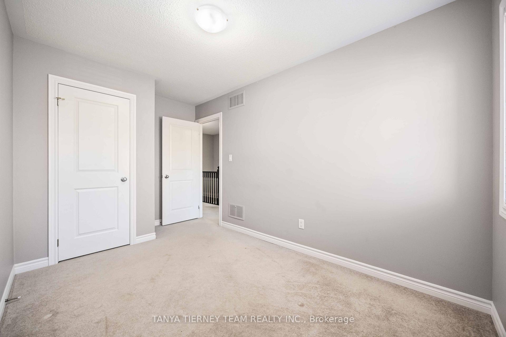 Photo 35 of 49 Ted Miller Crescent, Clarington, Bowmanville — HOMEH