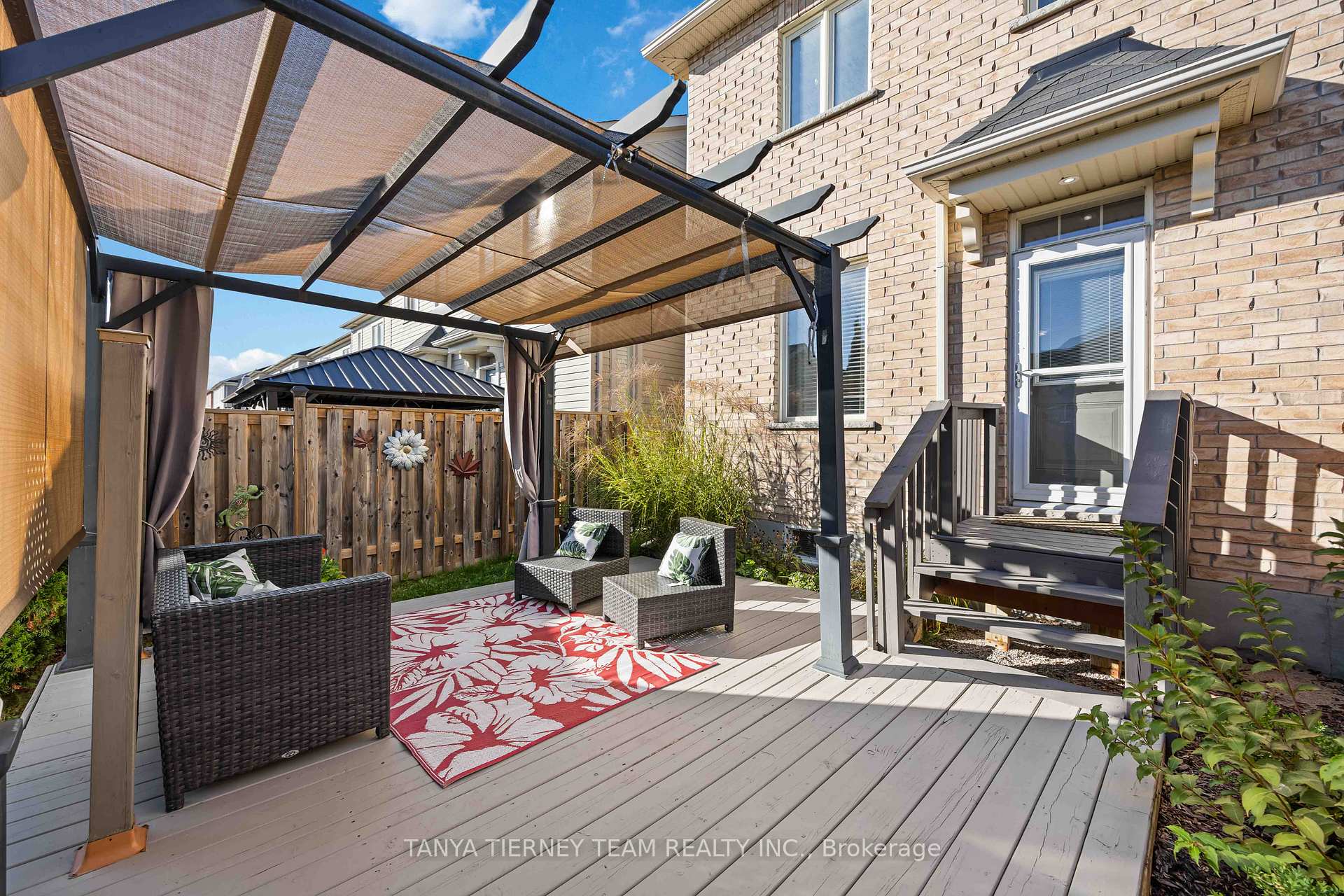 Photo 39 of 49 Ted Miller Crescent, Clarington, Bowmanville — HOMEH