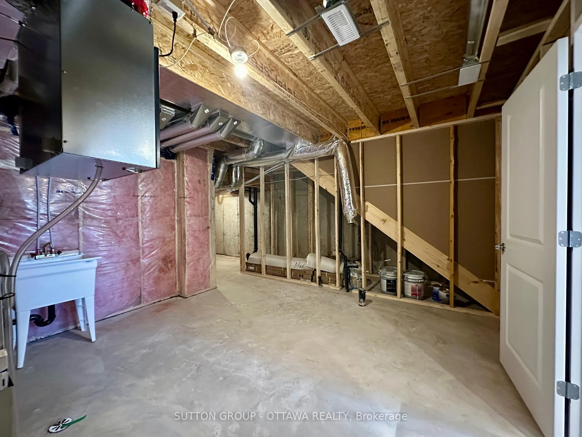 Photo 24 of 1047 Acoustic Way, Ottawa, Riverside South/Gloucester Glen — HOMEH