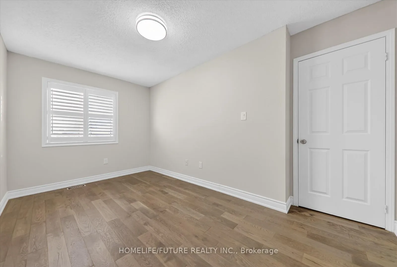 Photo 30 of 35 Tara Crescent, Markham, Cedarwood — HOMEH