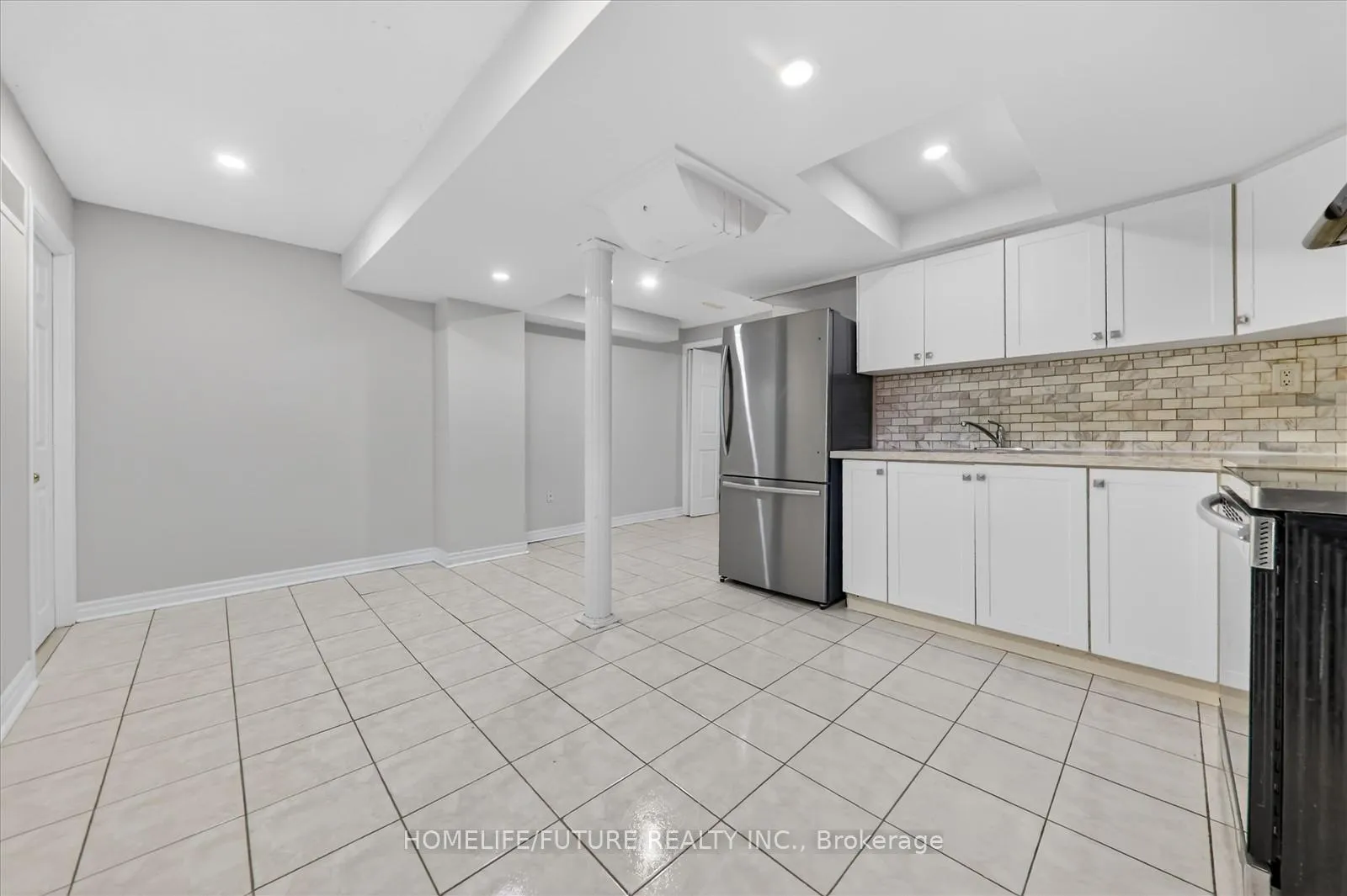 Photo 38 of 35 Tara Crescent, Markham, Cedarwood — HOMEH
