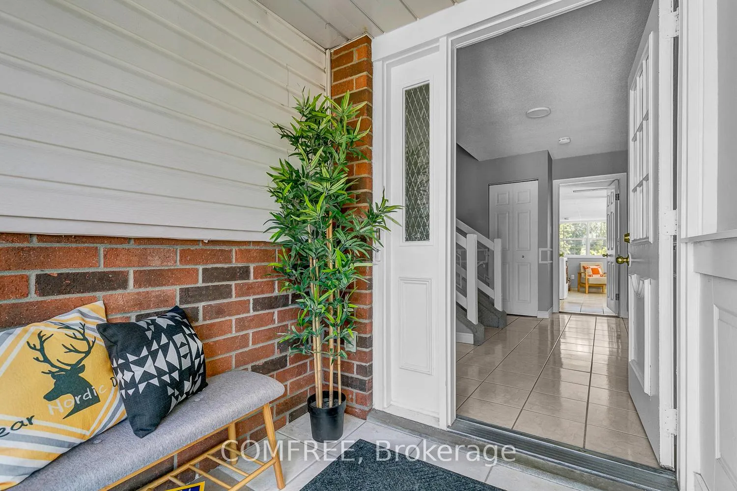 Photo 4 of 292 Lesperance Road, Tecumseh — HOMEH