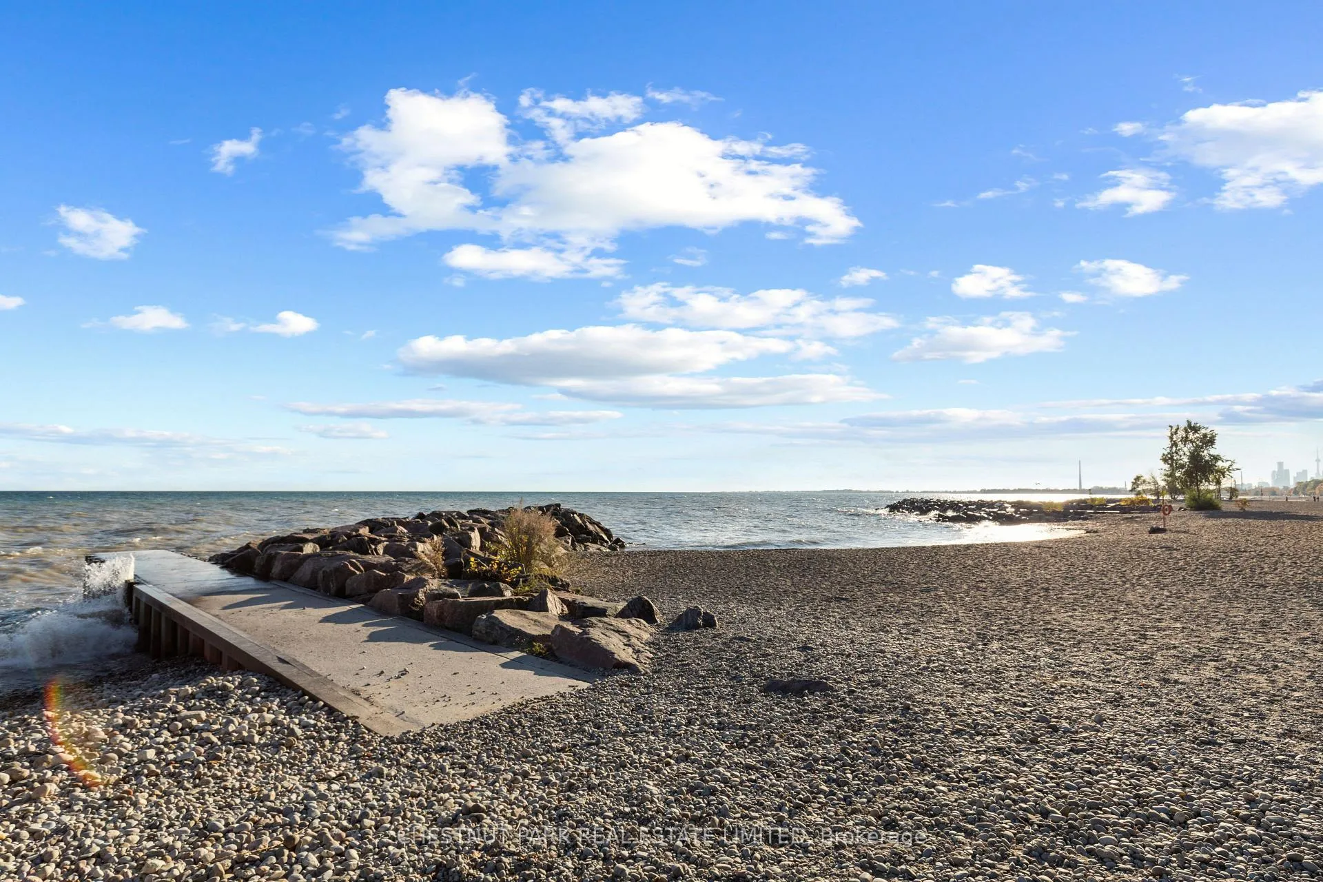 Photo 48 of 184 Neville Park Boulevard, Toronto, The Beaches — HOMEH