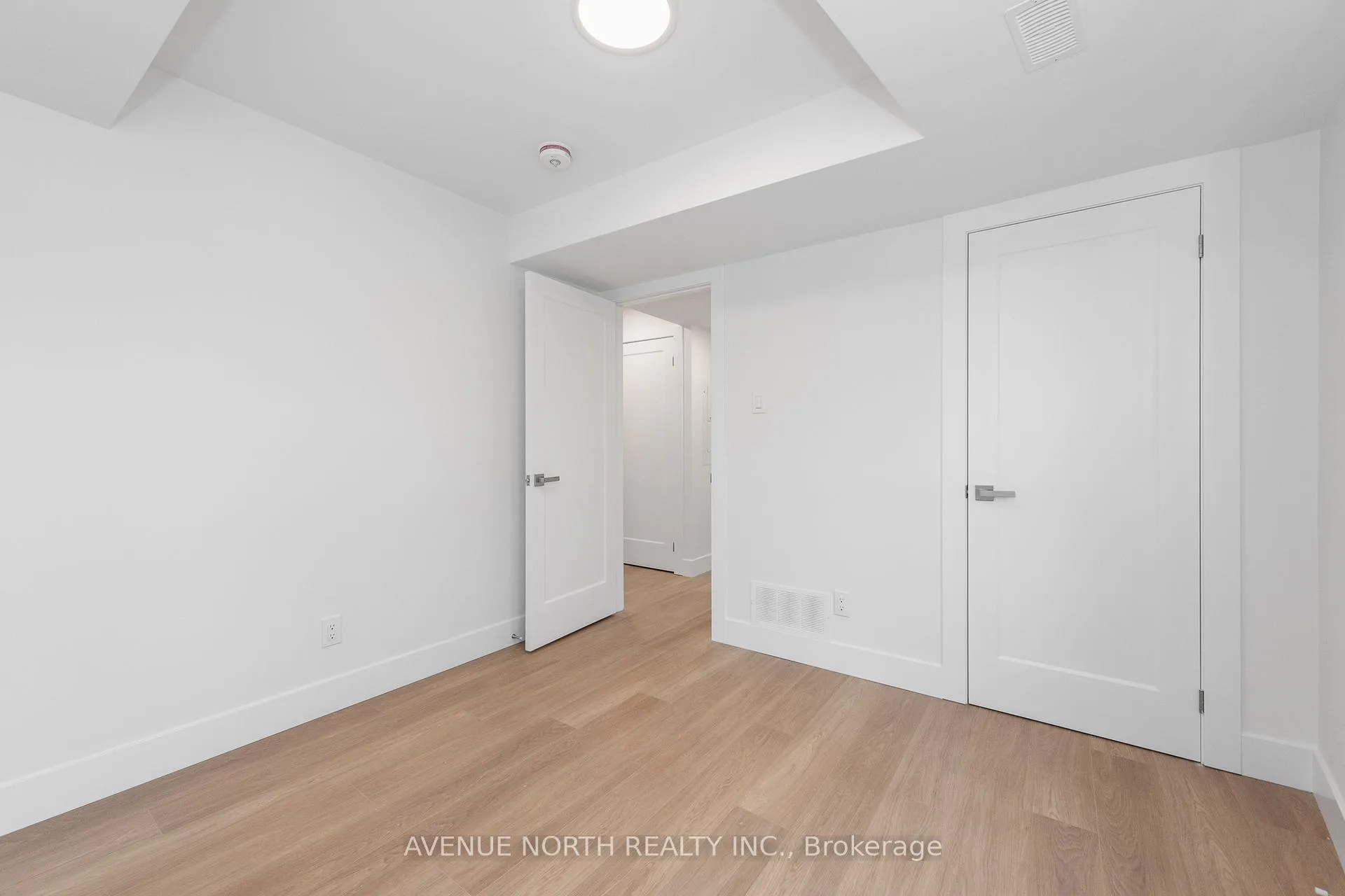 Photo 22 of Unit A, 1975 Banff Avenue, Ottawa, Ellwood — HOMEH
