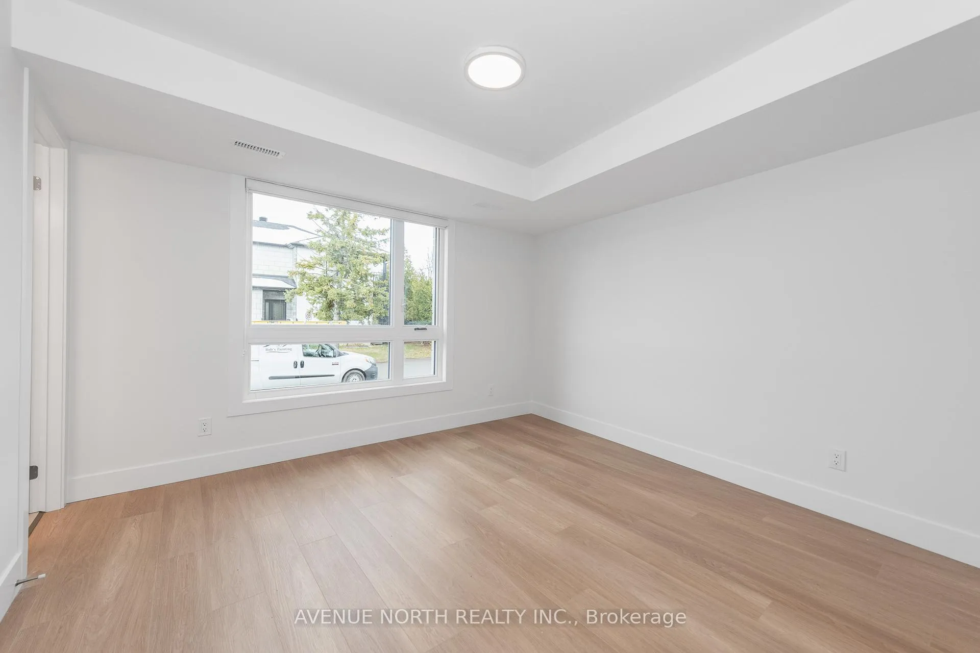 Photo 23 of Unit A, 1975 Banff Avenue, Ottawa, Ellwood — HOMEH