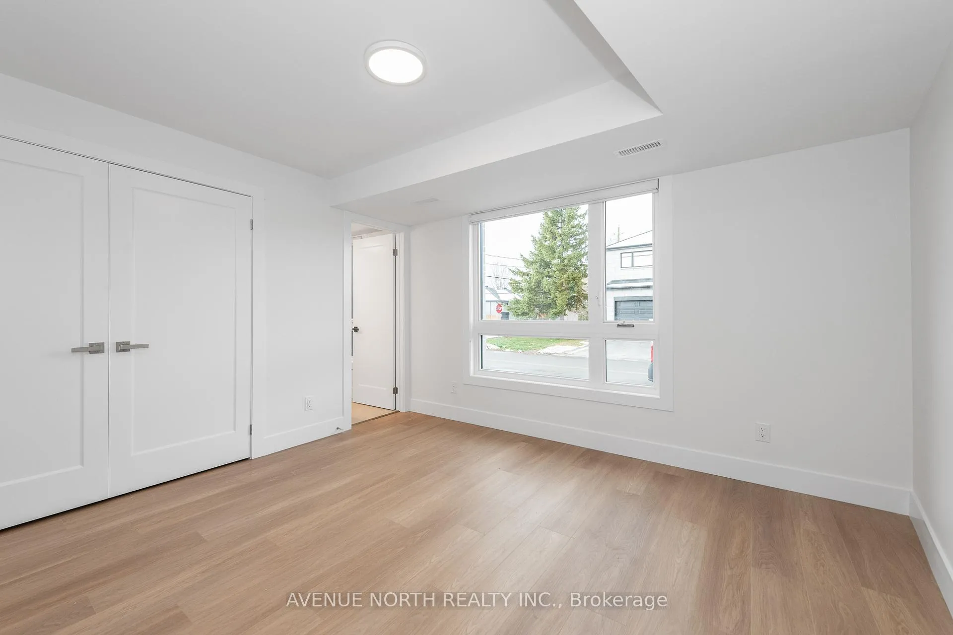 Photo 24 of Unit A, 1975 Banff Avenue, Ottawa, Ellwood — HOMEH