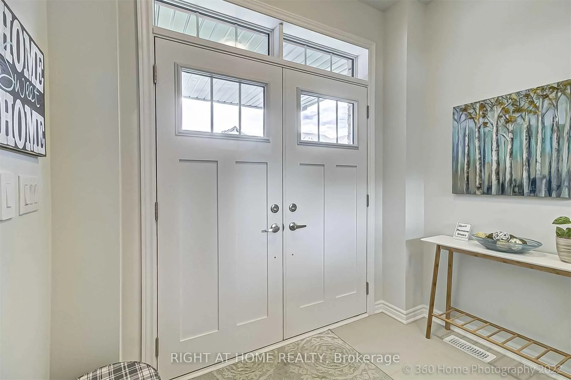 Photo 3 of 45 Sutcliffe Drive, Whitby, Rolling Acres — HOMEH