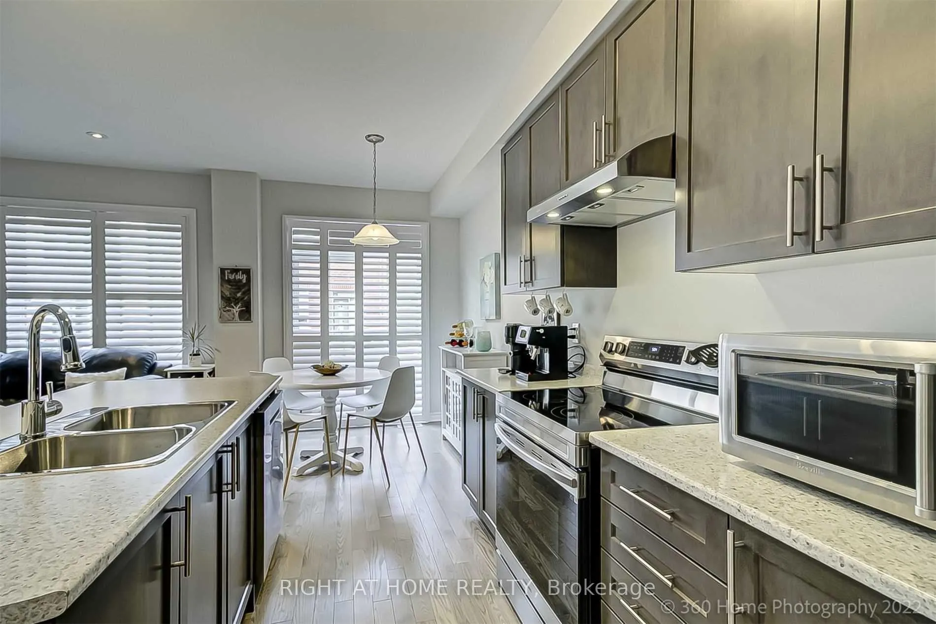 Photo 7 of 45 Sutcliffe Drive, Whitby, Rolling Acres — HOMEH