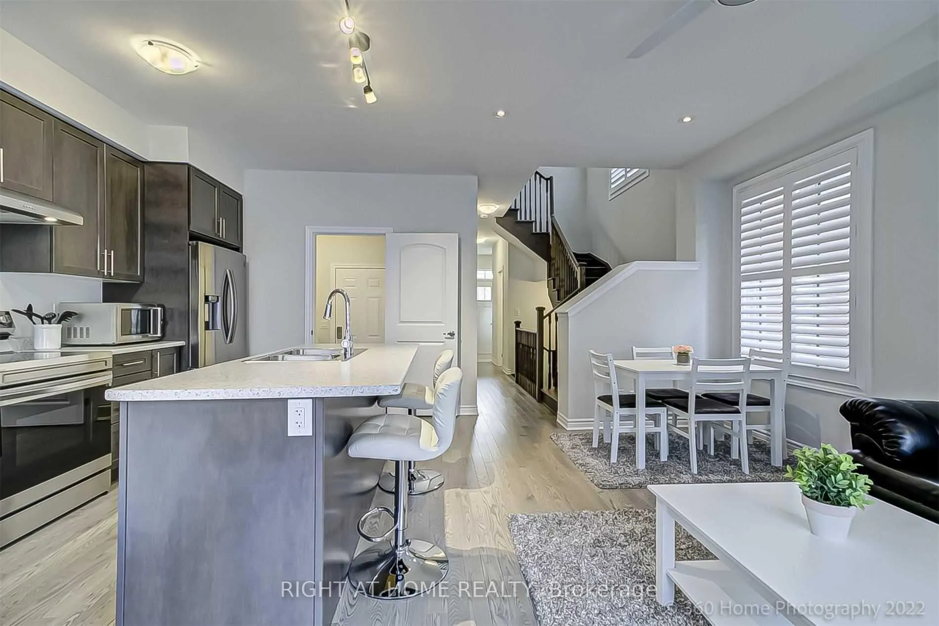 Photo 9 of 45 Sutcliffe Drive, Whitby, Rolling Acres — HOMEH