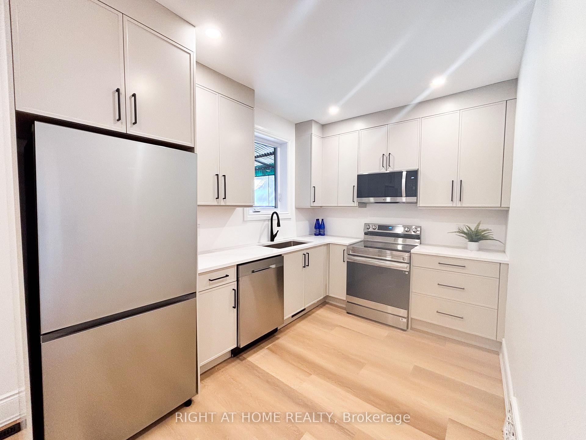 Photo 4 of 49 Roslyn Avenue, Ottawa, Old Ottawa South — HOMEH