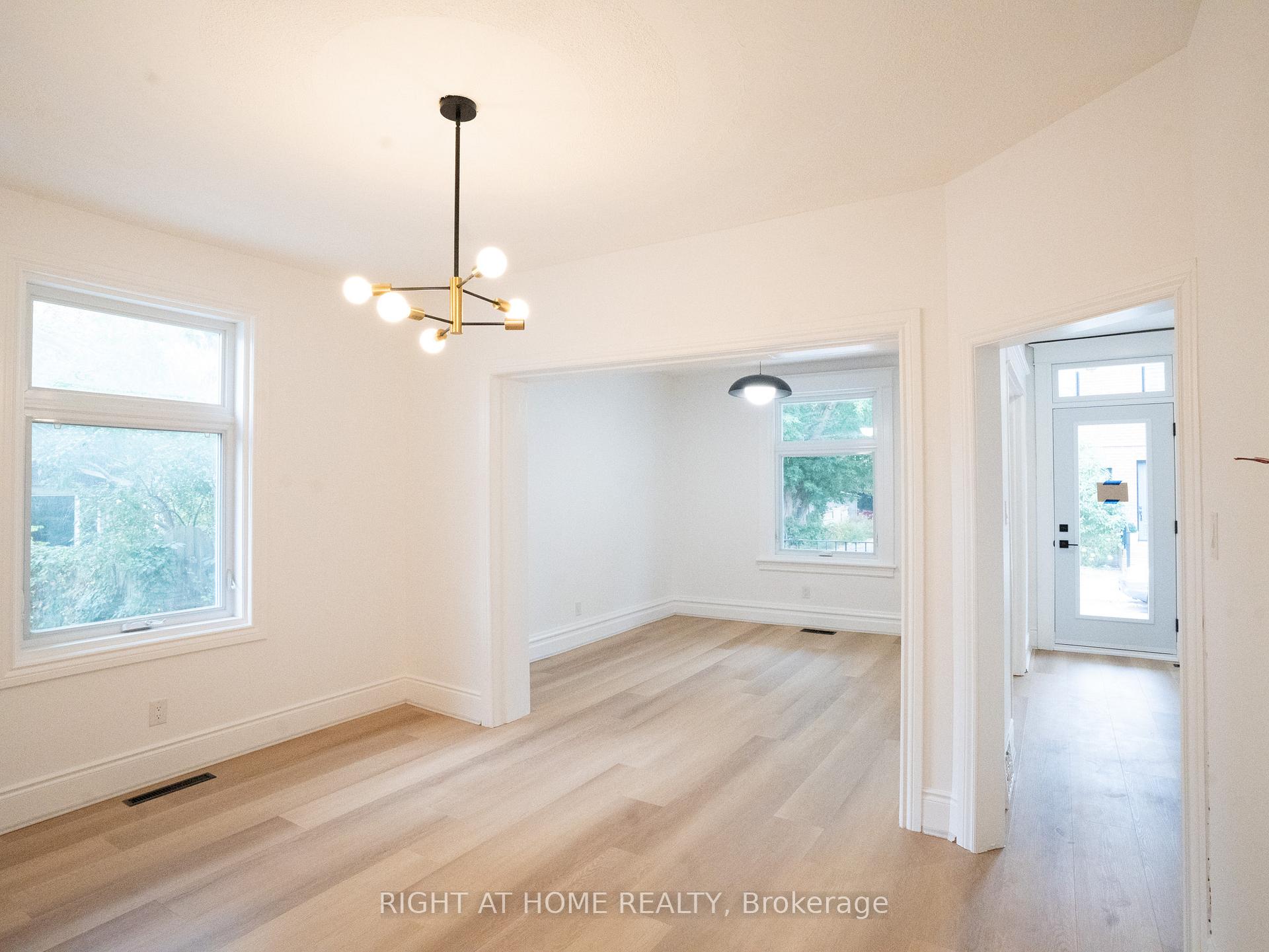 Photo 8 of 49 Roslyn Avenue, Ottawa, Old Ottawa South — HOMEH