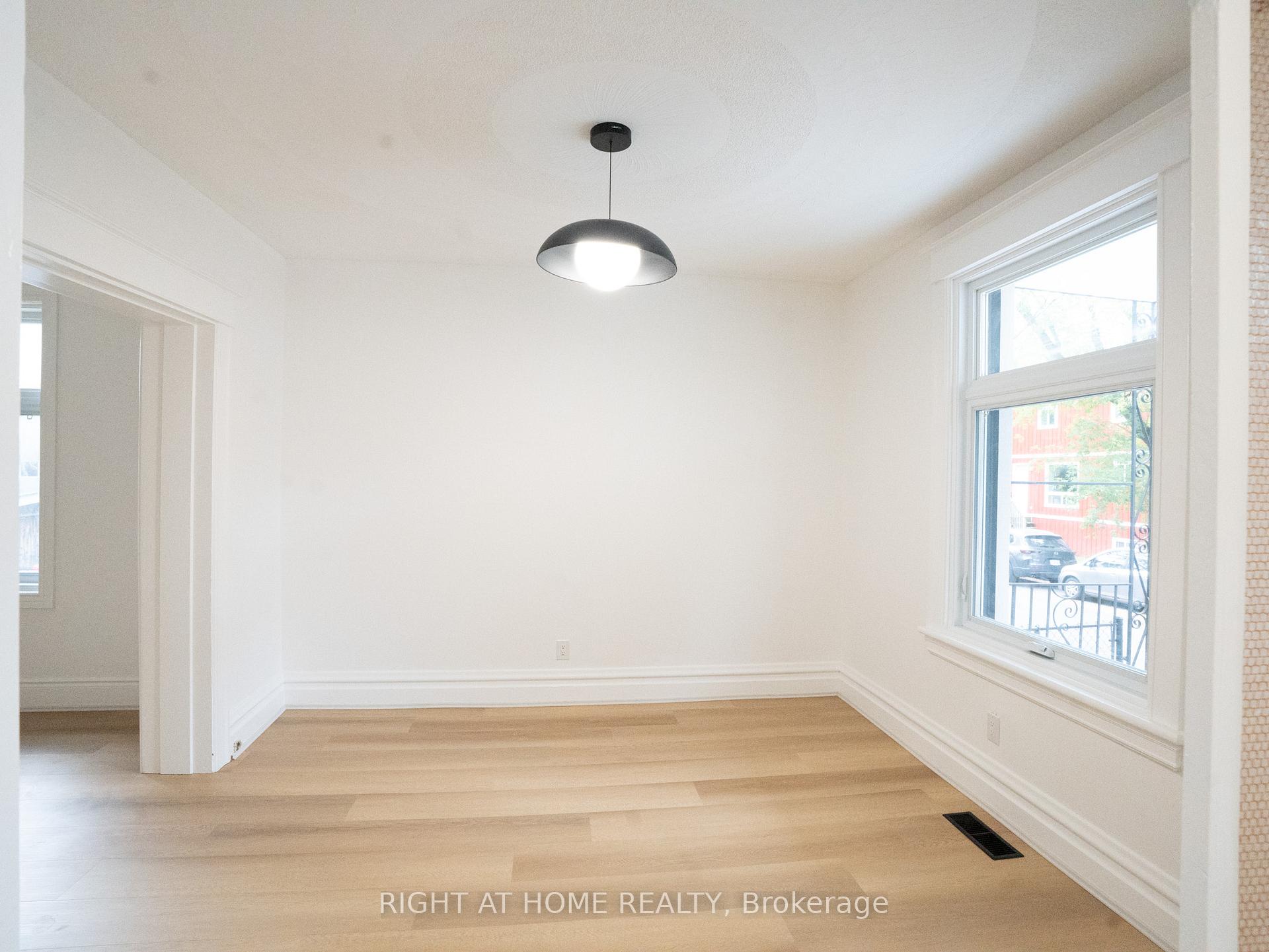 Photo 10 of 49 Roslyn Avenue, Ottawa, Old Ottawa South — HOMEH