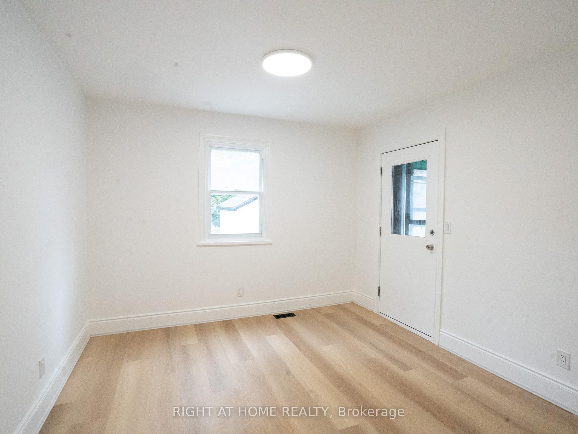 Photo 12 of 49 Roslyn Avenue, Ottawa, Old Ottawa South — HOMEH