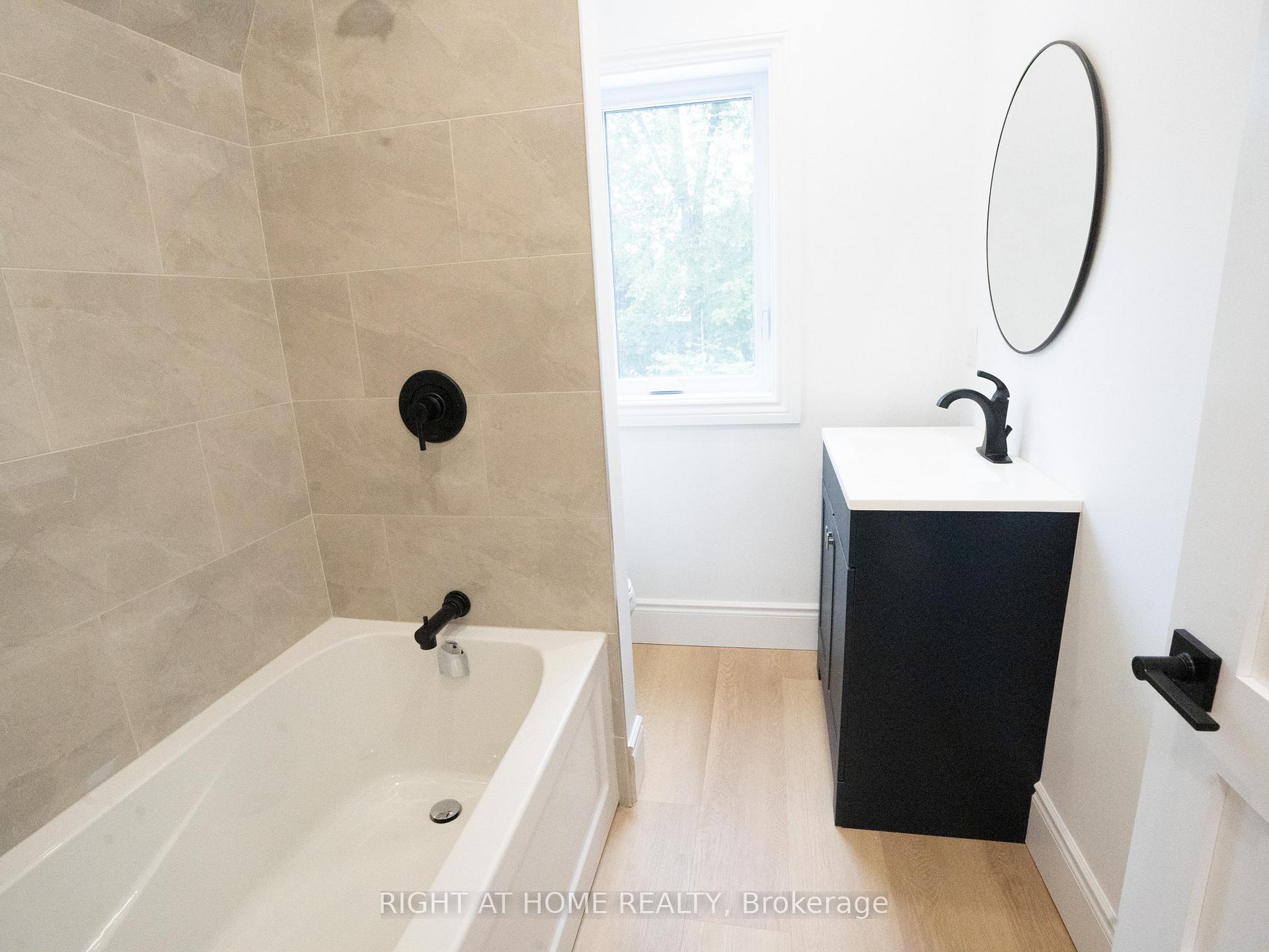 Photo 14 of 49 Roslyn Avenue, Ottawa, Old Ottawa South — HOMEH